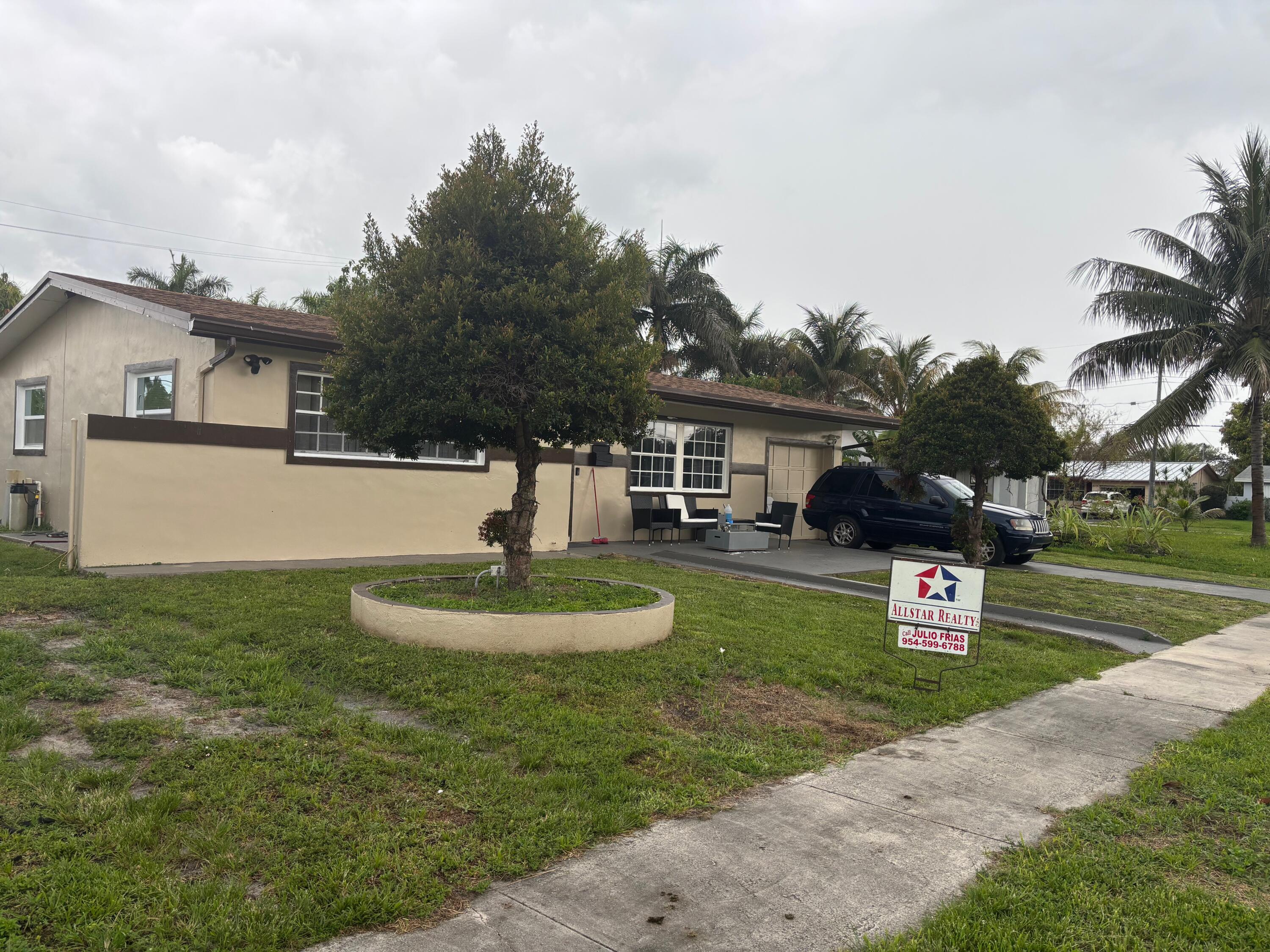 7160 NW 24th Street NW, Sunrise, FL 33313, Sunrise - Photo 2