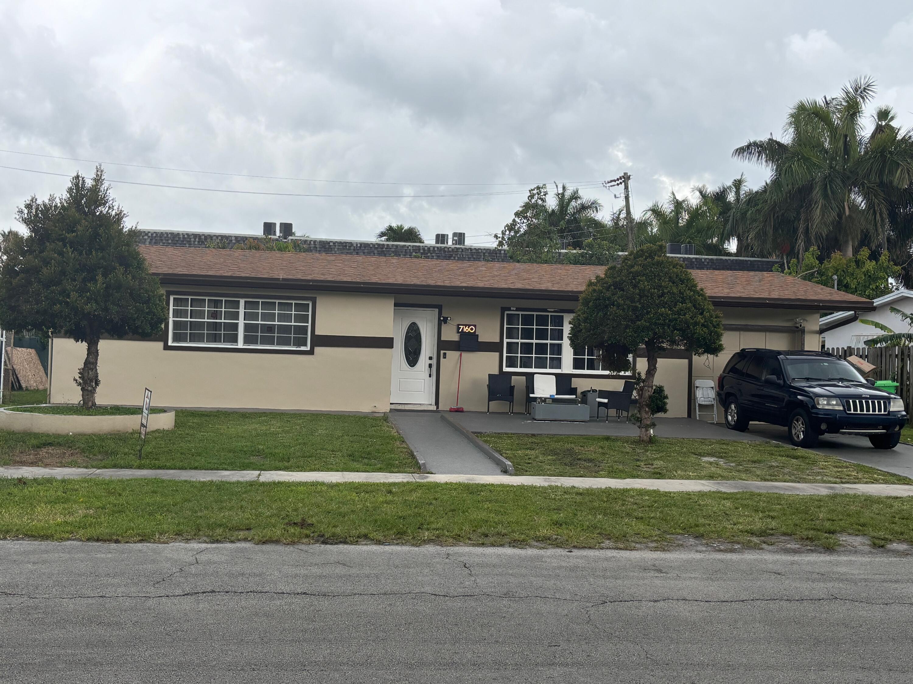 7160 NW 24th Street NW, Sunrise, FL 33313, Sunrise