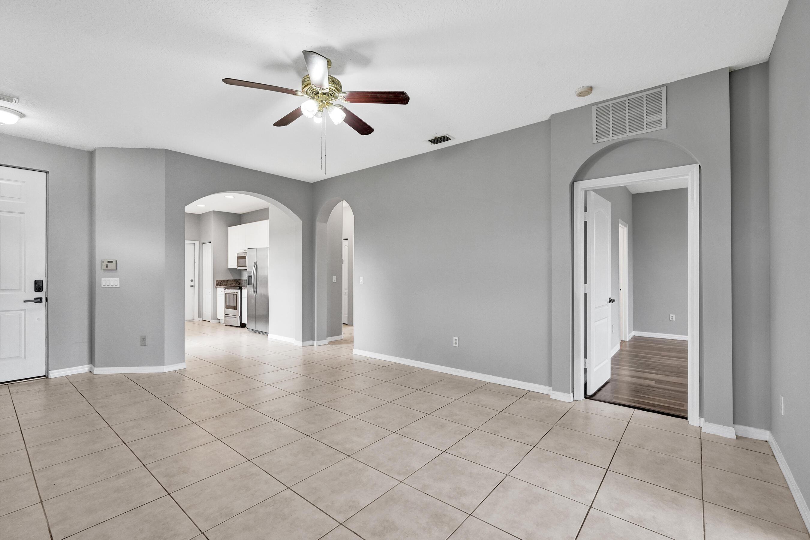 9872 SW Glenbrook Drive, Port St. Lucie, FL 34987, Port St. Lucie - Photo 5