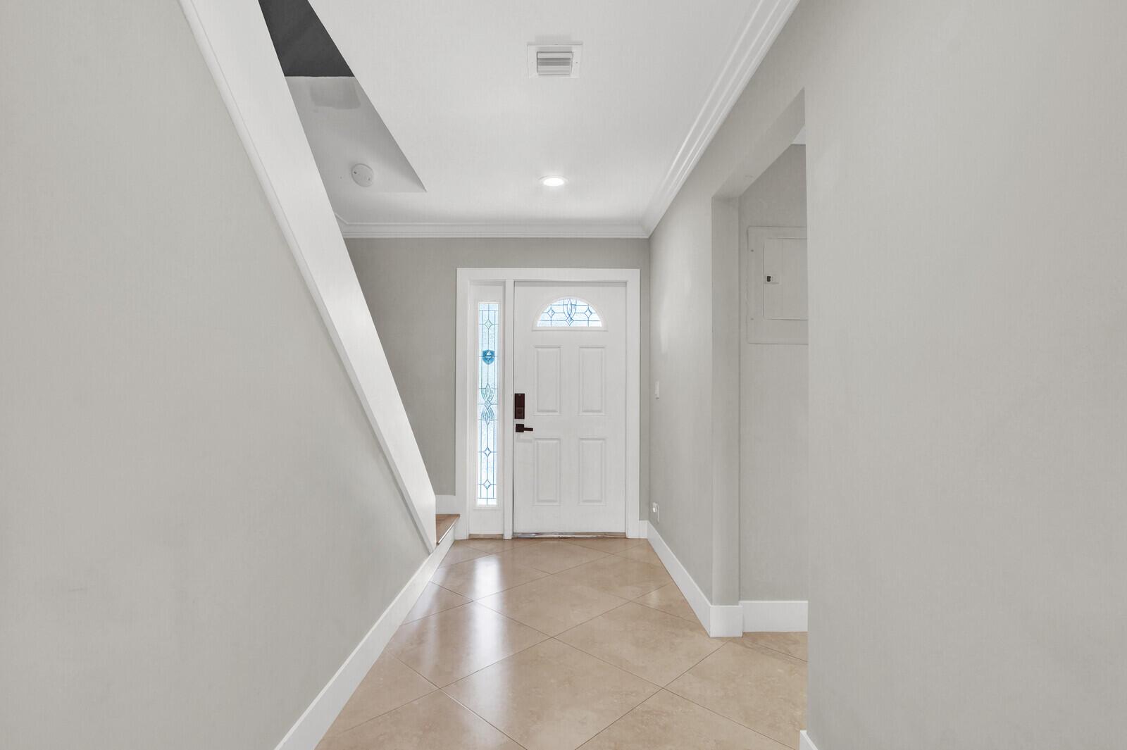 611 NE 12th Terrace 1, Boynton Beach, FL 33435, Boynton Beach - Photo 4