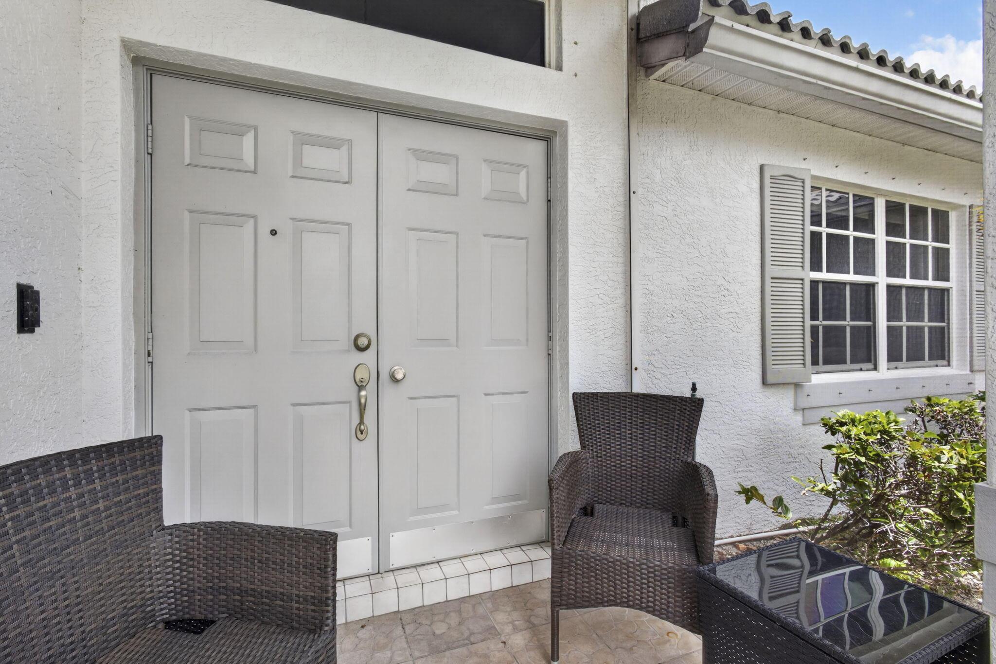 3788 Cypress Lake Drive, Lake Worth, FL 33467, Lake Worth - Photo 4