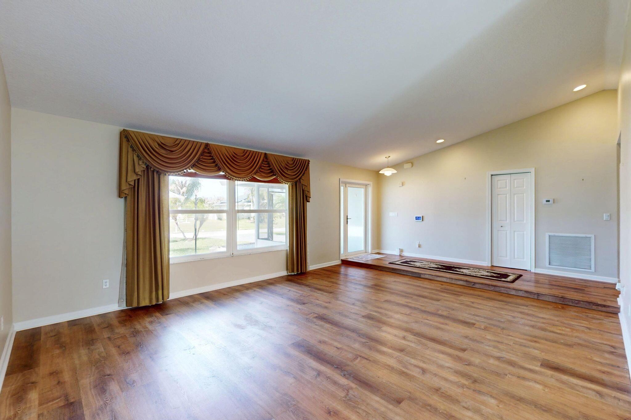 4026 SW Jaqust, Port St. Lucie, FL 34953, Port St. Lucie - Photo 4