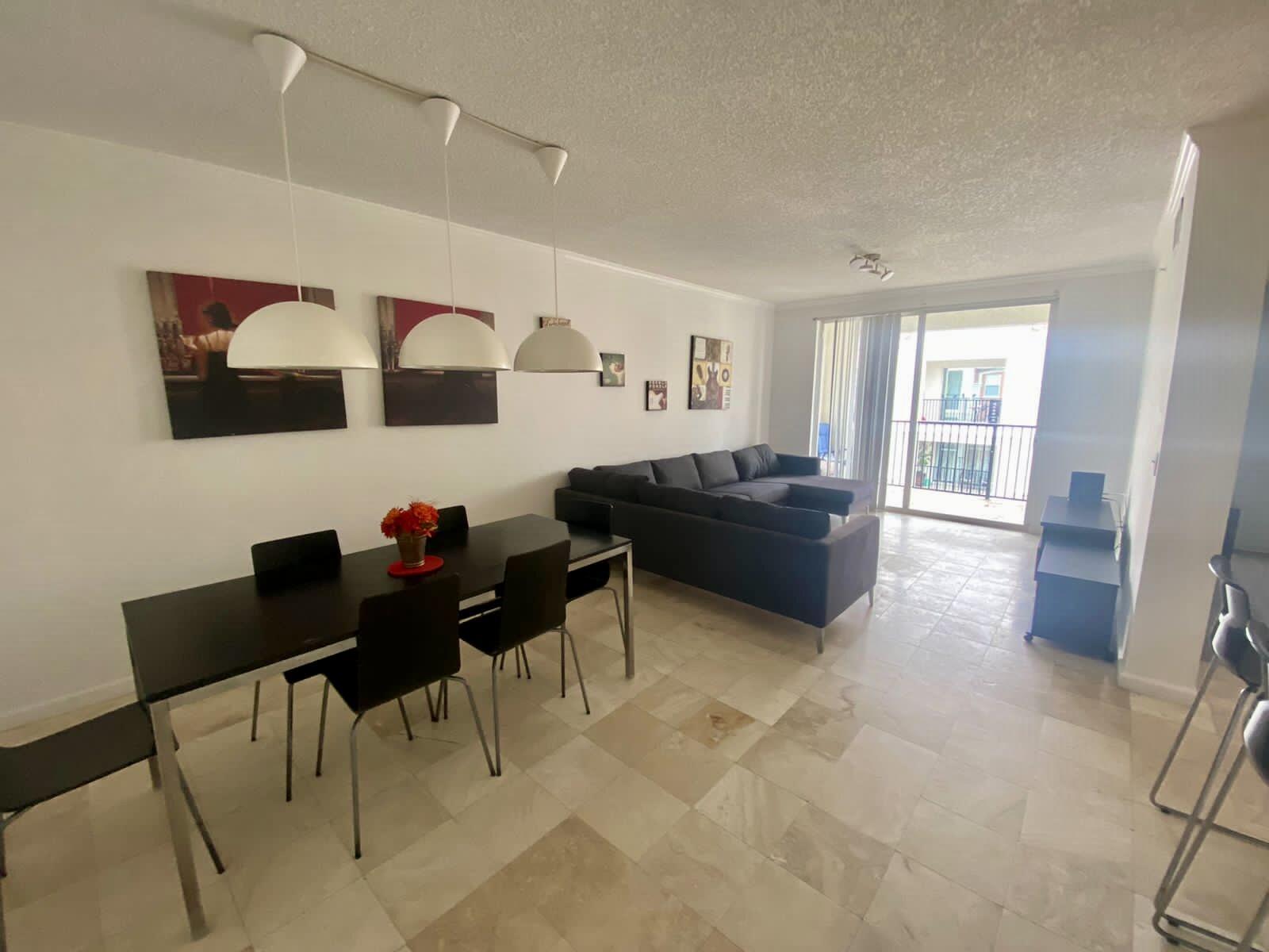 17100 N Bay Road 1911, Sunny Isles Beach, FL 33160, Sunny Isles Beach - Photo 2