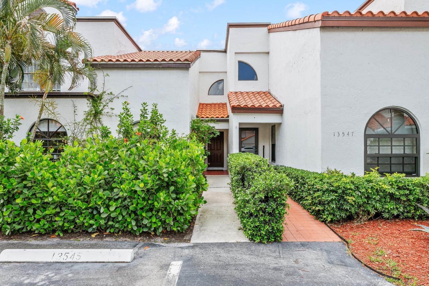 13549 Fountain View Boulevard, Wellington, FL 33414, Wellington