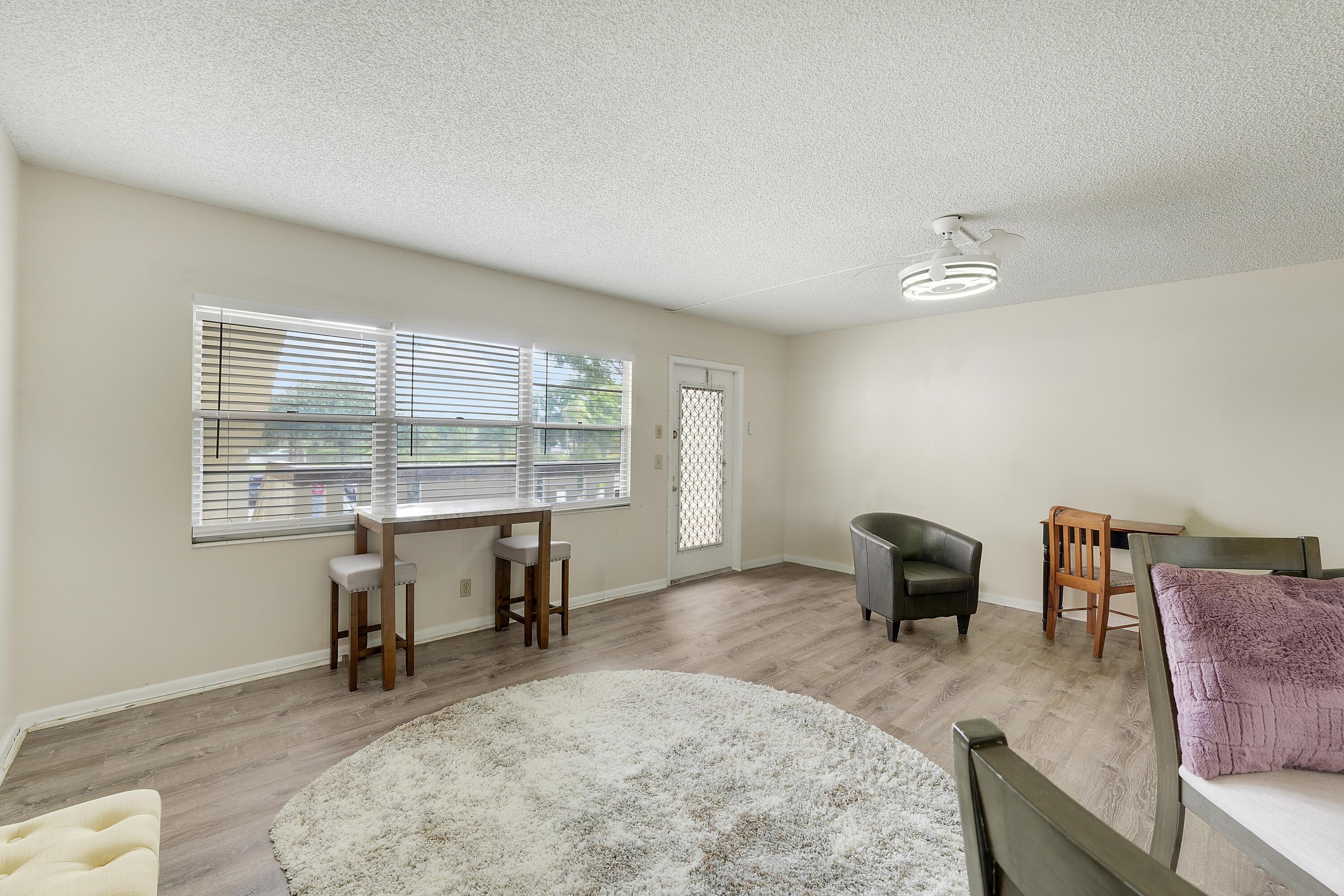 16 Mansfield A, Boca Raton, FL 33434, Boca Raton - Photo 4