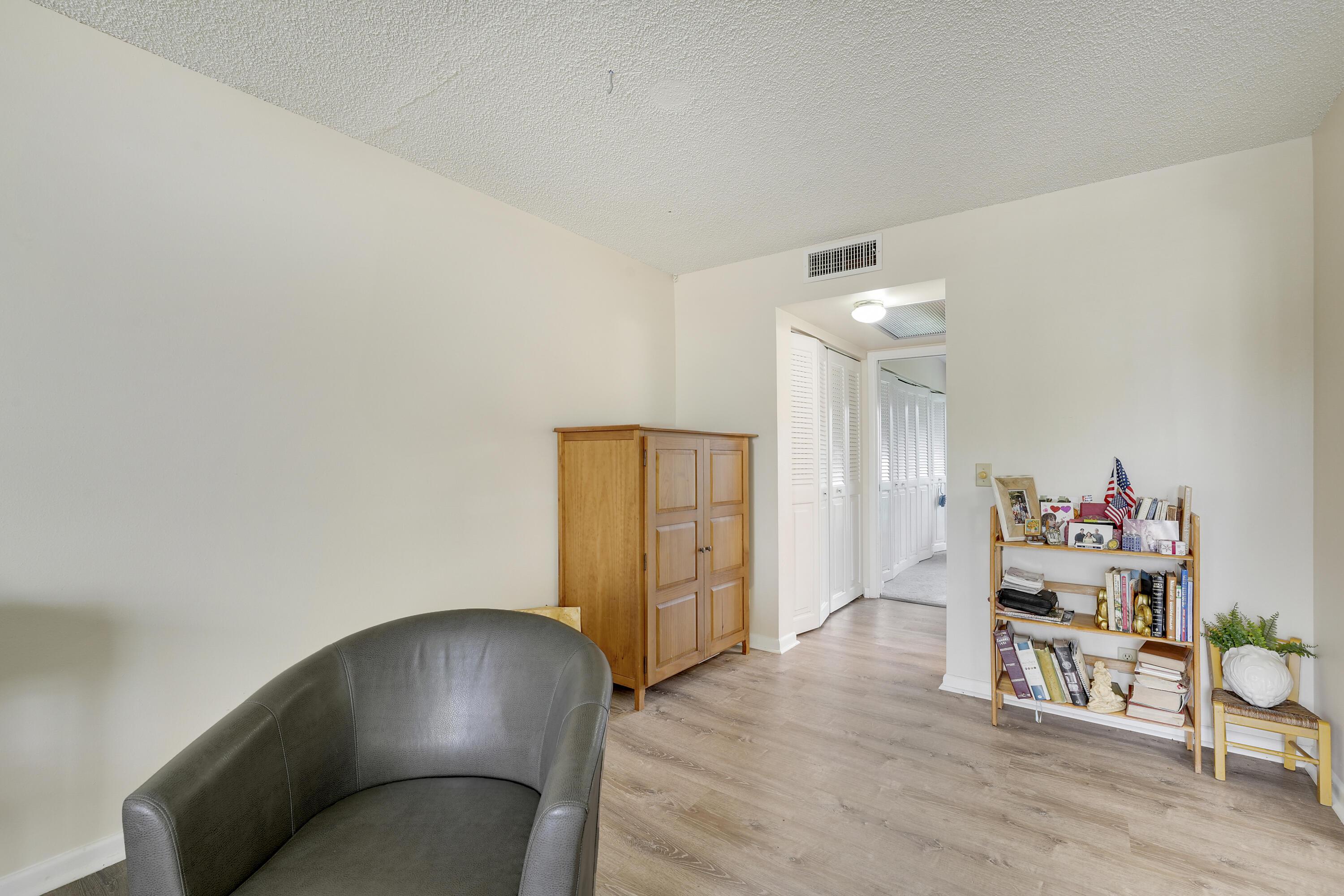 16 Mansfield A, Boca Raton, FL 33434, Boca Raton - Photo 5