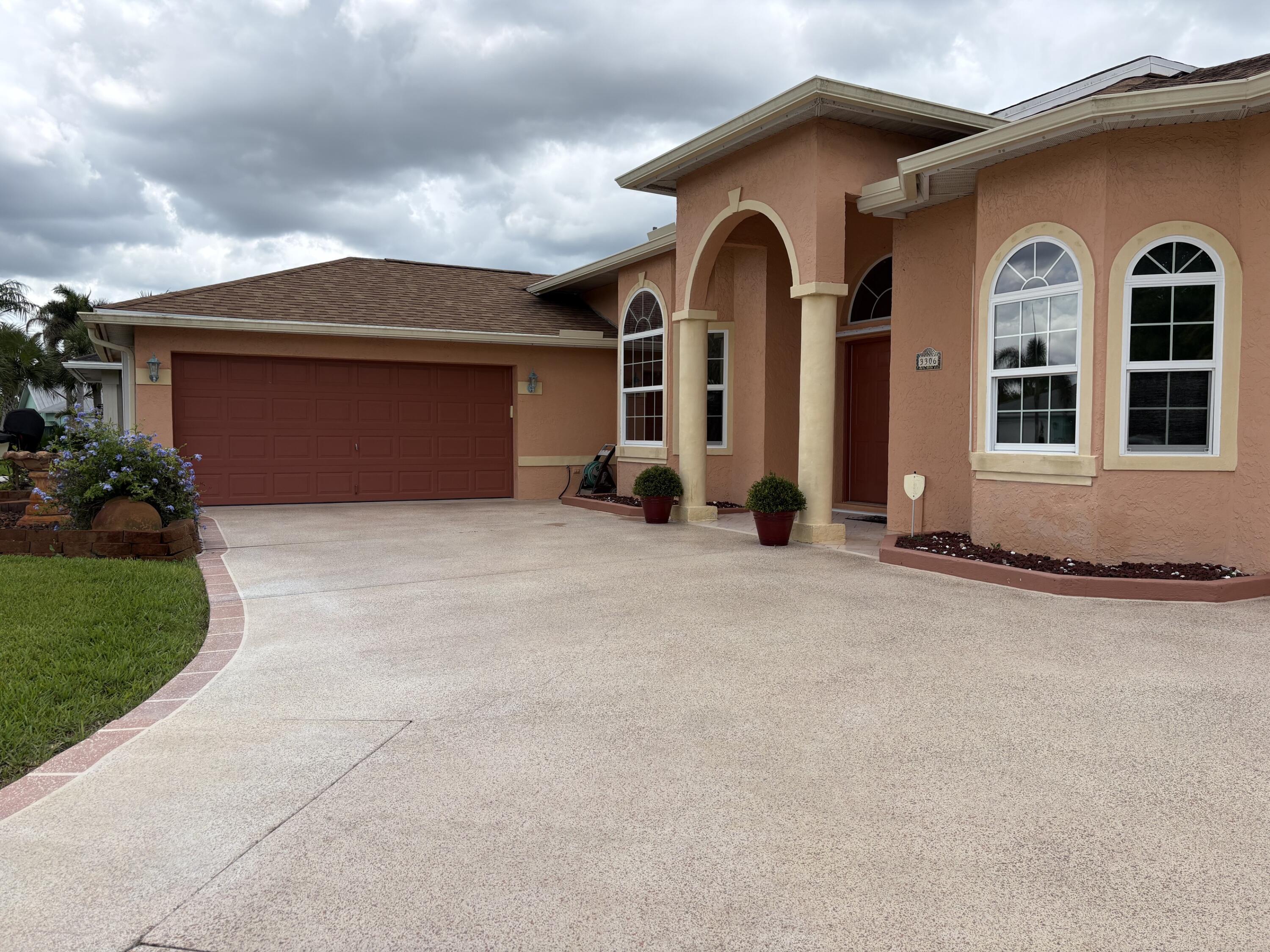 3306 SE Ford Lane SE, Port St. Lucie, FL 34984, Port St. Lucie - Photo 3