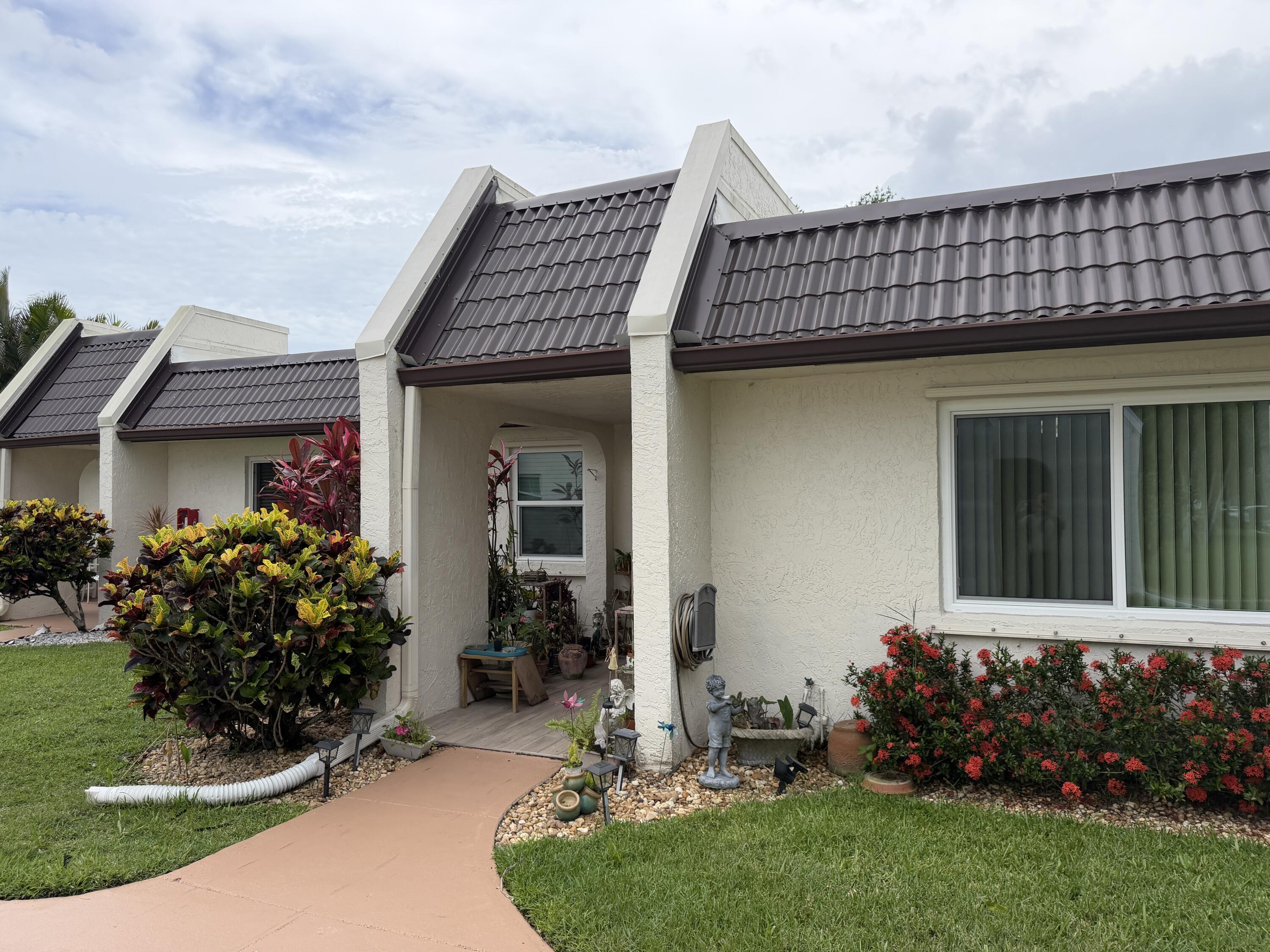 212 Lake Susan Lane, West Palm Beach, FL 33411, West Palm Beach