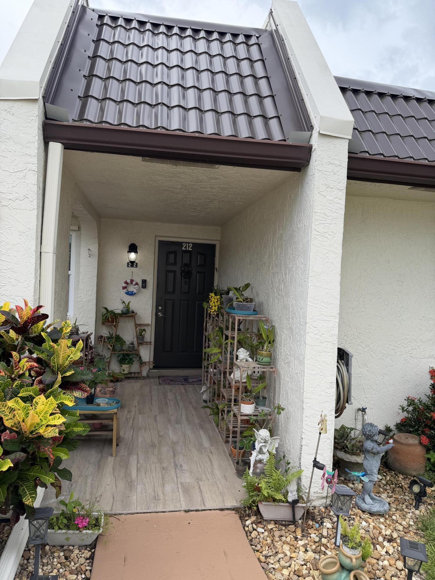 212 Lake Susan Lane, West Palm Beach, FL 33411, West Palm Beach - Photo 3