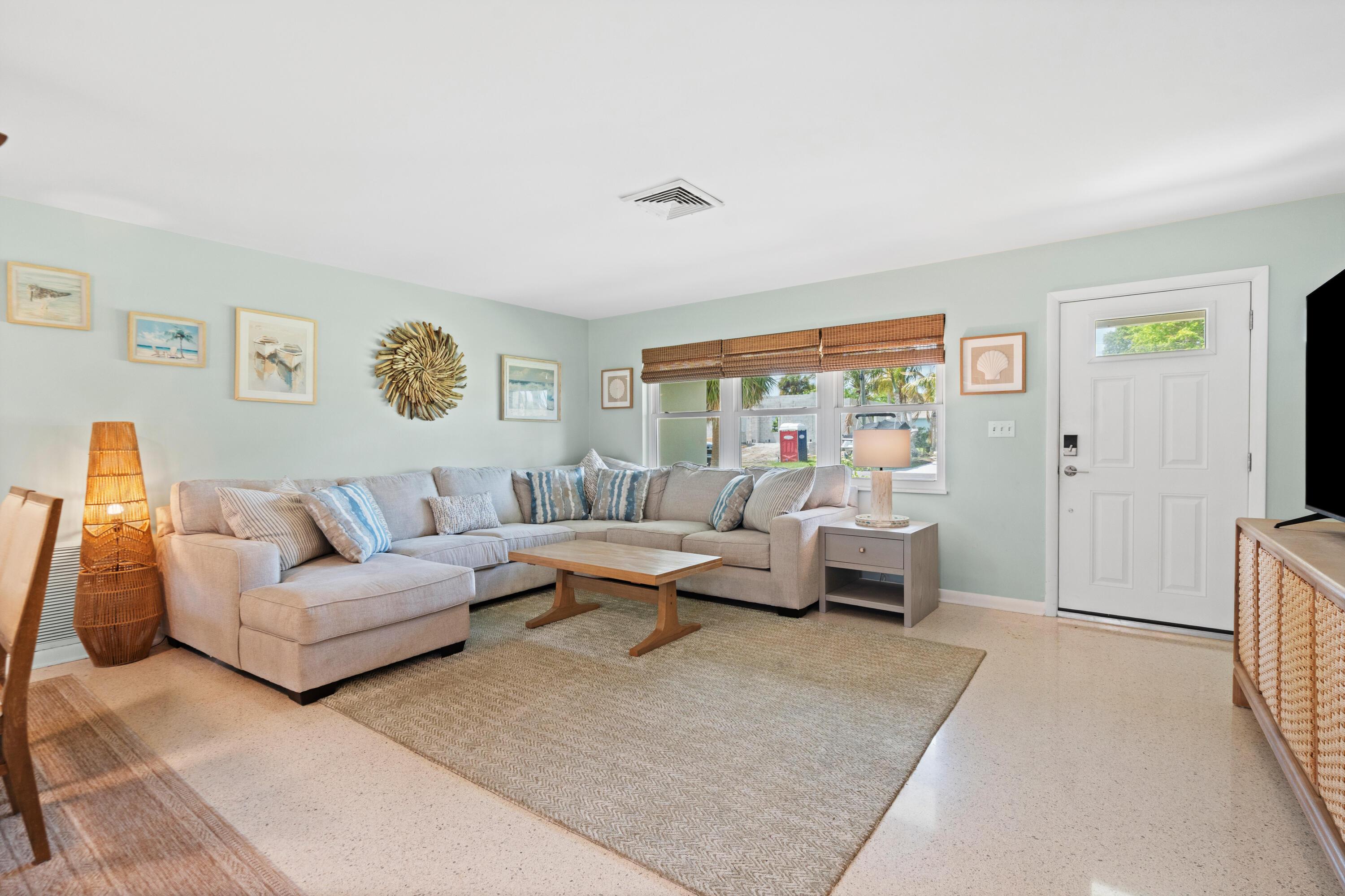 1621 Frances Avenue, Fort Pierce, FL 34949, Fort Pierce - Photo 5