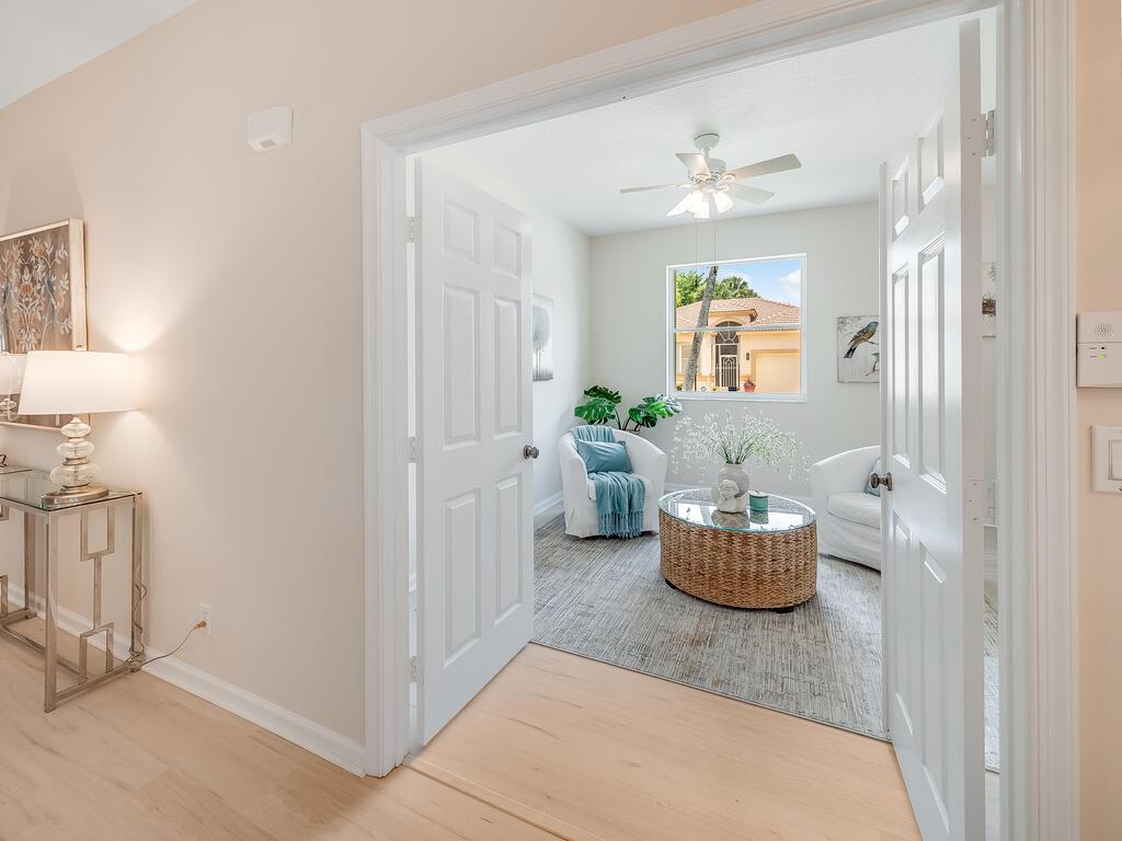 8540 Cypress Glen Court, Lake Worth, FL 33467, Lake Worth - Photo 5