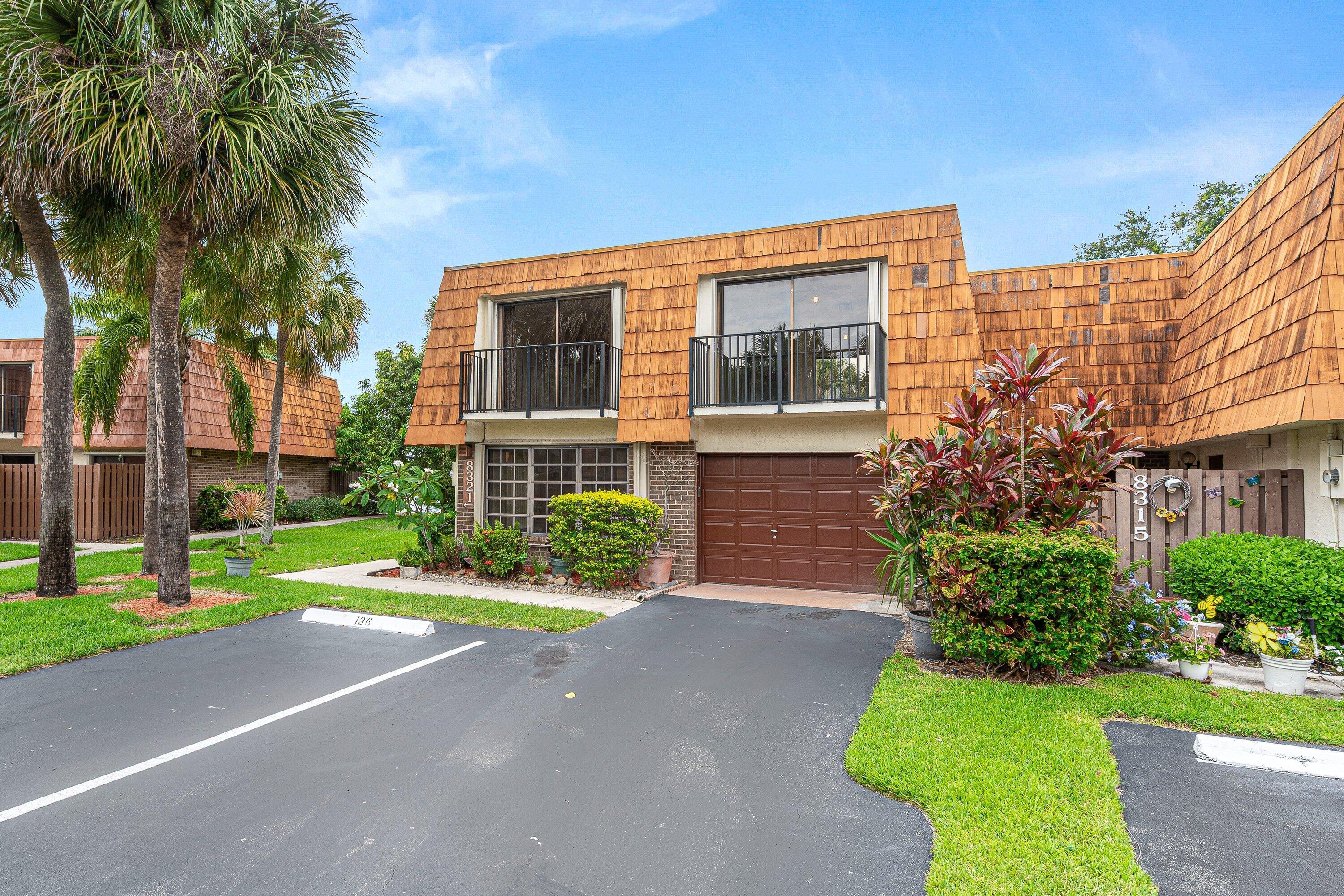 8321 S Coral Circle, North Lauderdale, FL 33068, North Lauderdale - Photo 3