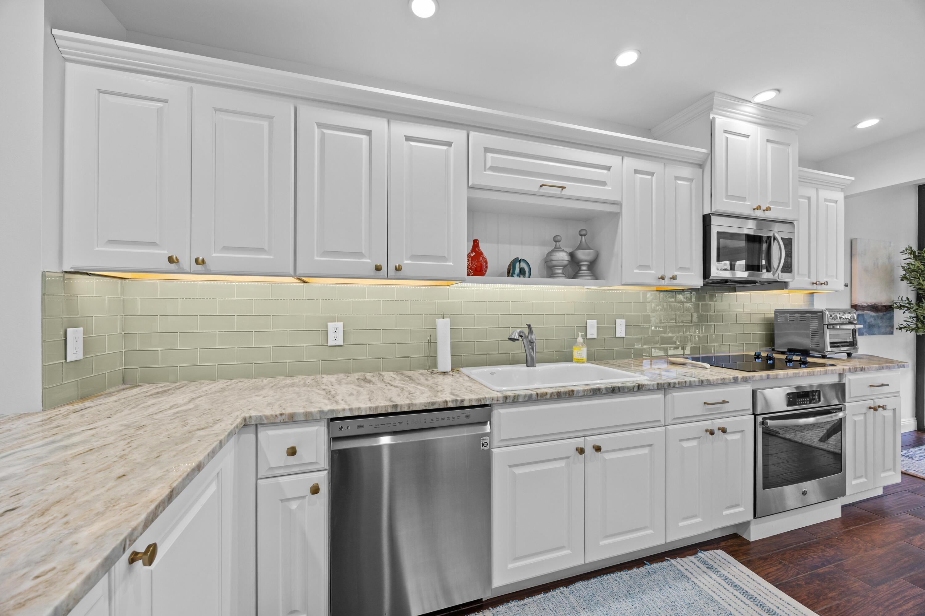 13254 Polo Club Road C204, Wellington, FL 33414, Wellington - Photo 5