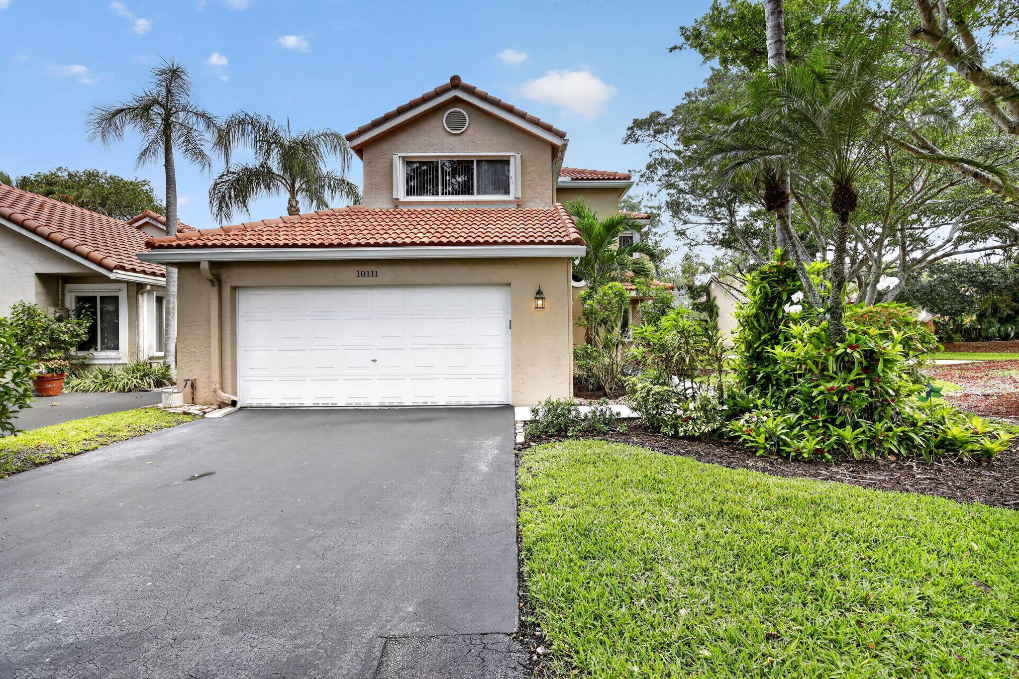 10111 NW 4th Street, Plantation, FL 33324, Plantation - Photo 2