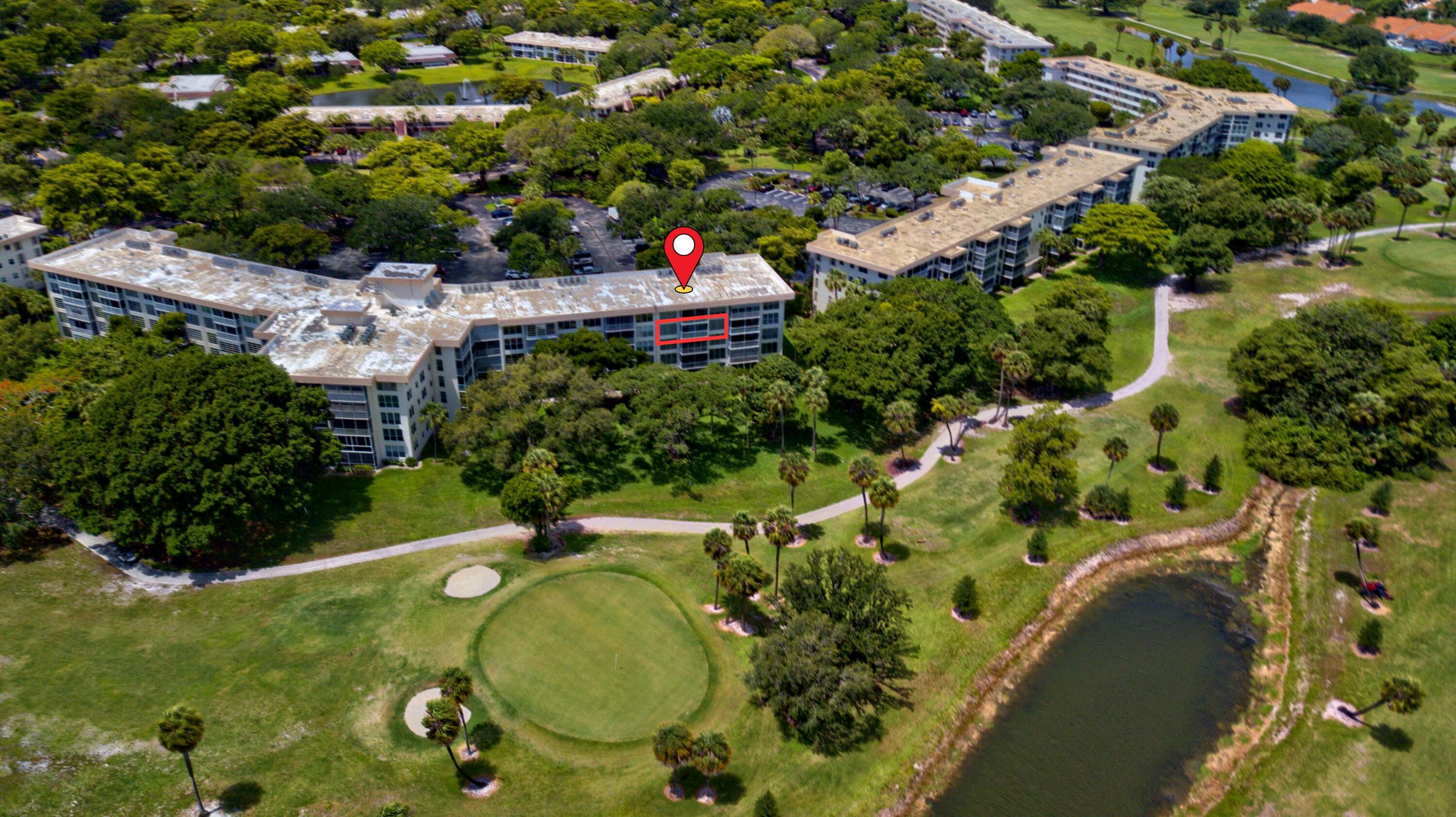 3900 Oaks Clubhouse Drive 411, Pompano Beach, FL 33069, Pompano Beach - Photo 2