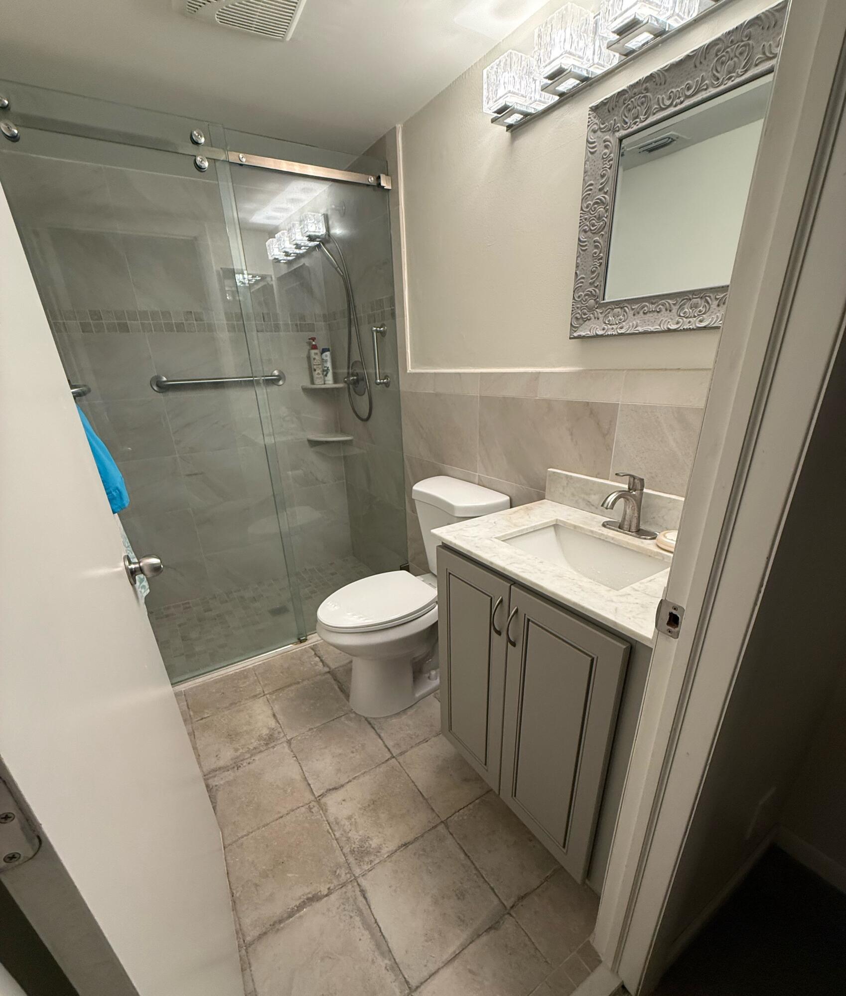 234 Pine Hov D-1, Greenacres, FL 33463, Greenacres - Photo 4