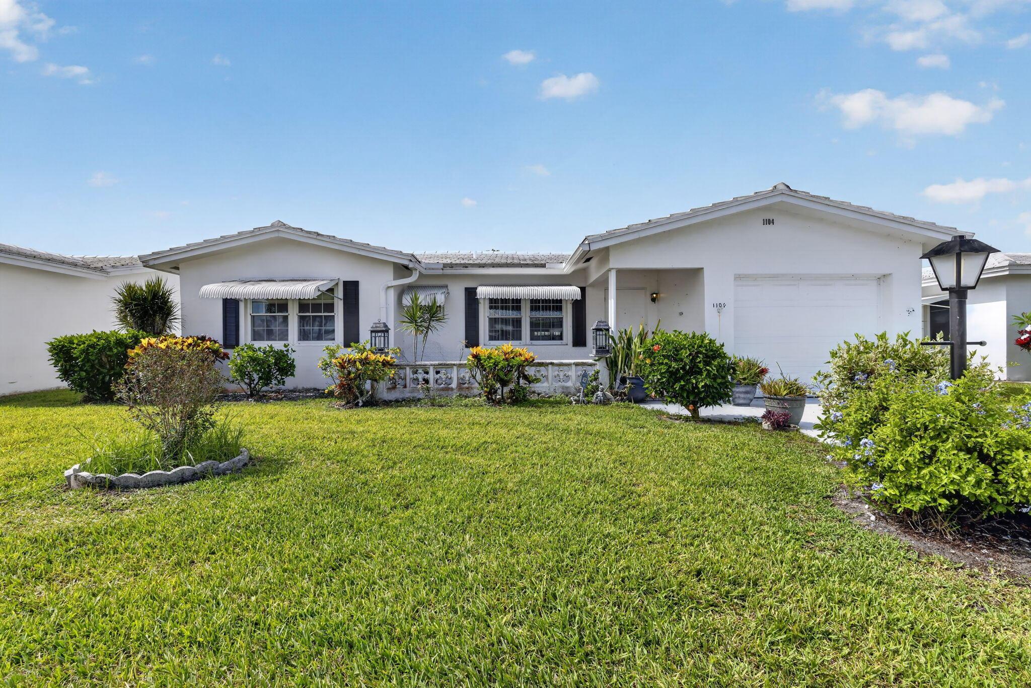 1104 W Ocean Avenue, Boynton Beach, FL 33426, Boynton Beach - Photo 2