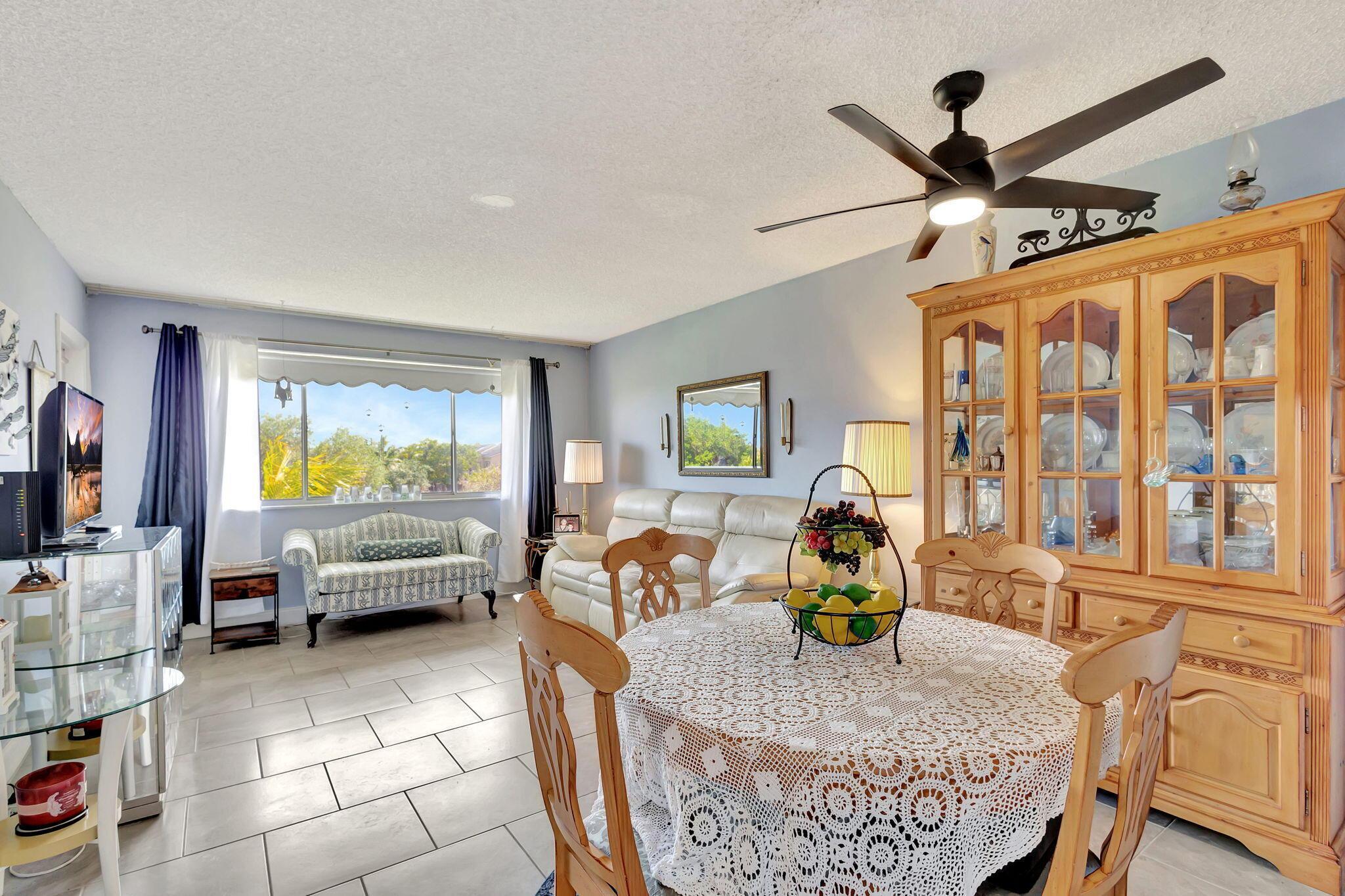 2812 Garden Drive S 308, Lake Worth Beach, FL 33461, Lake Worth Beach - Photo 3