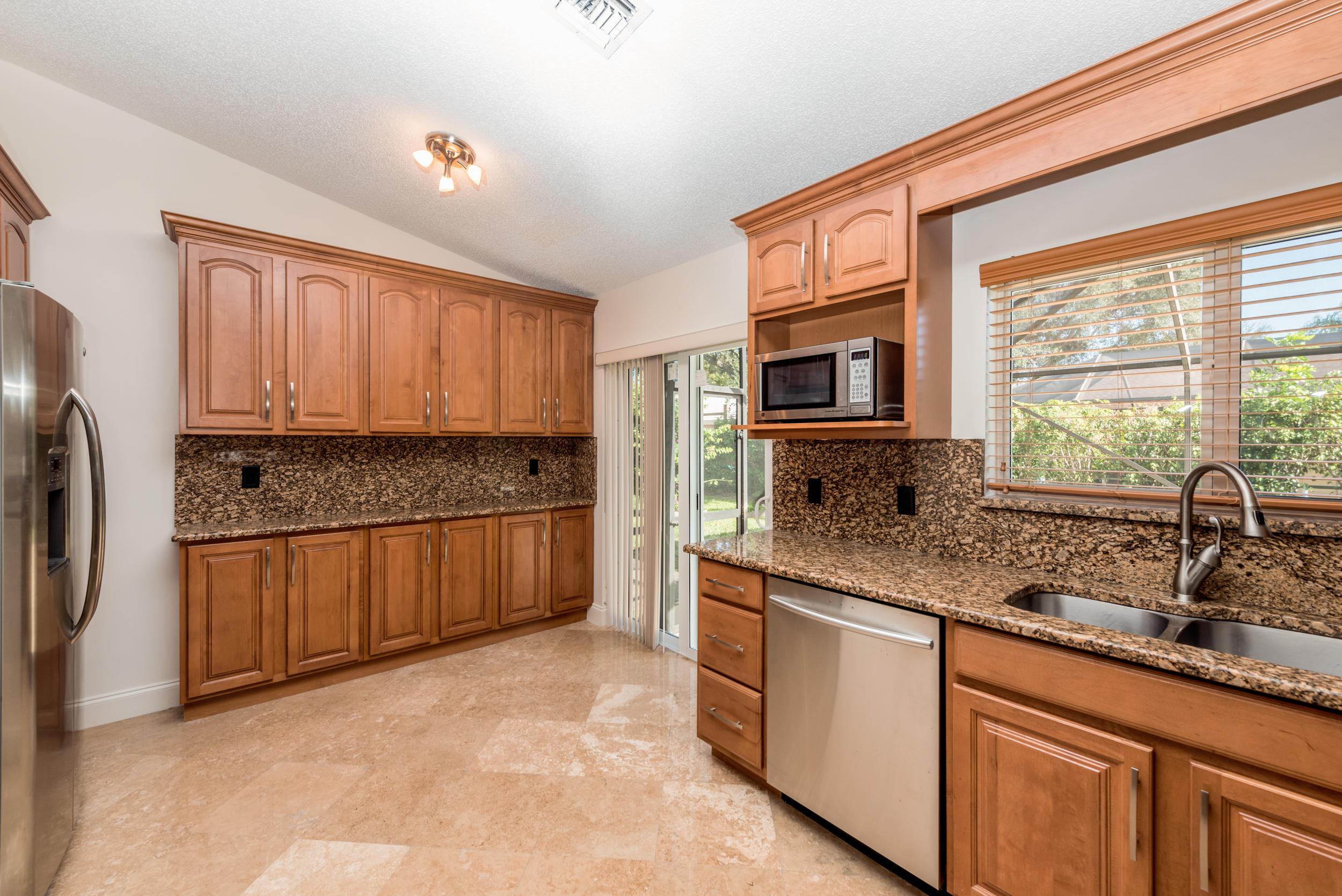 5514 NW 41st Terrace, Coconut Creek, FL 33073, Coconut Creek - Photo 5
