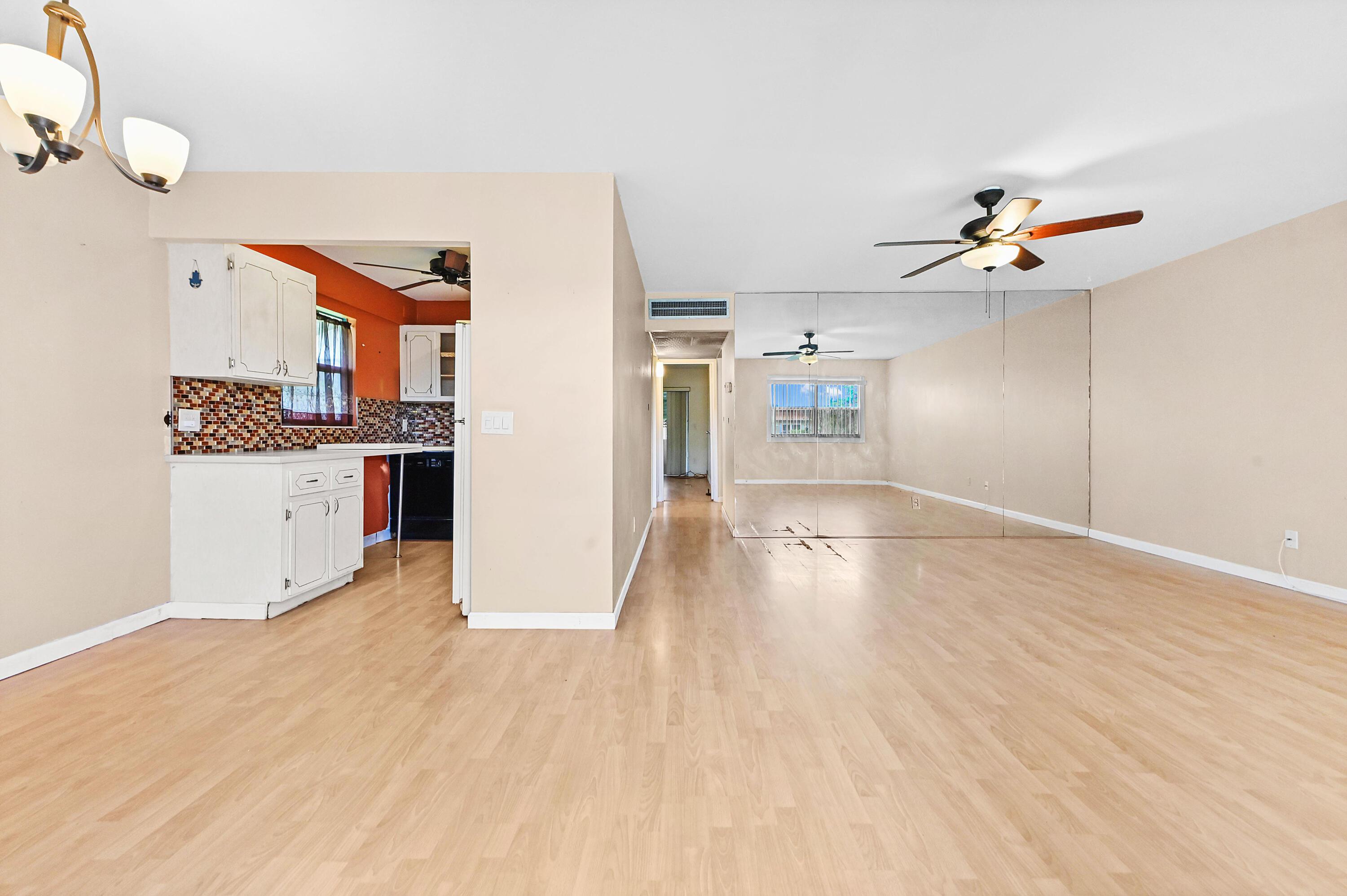 49 Seville C, Delray Beach, FL 33446, Delray Beach - Photo 2