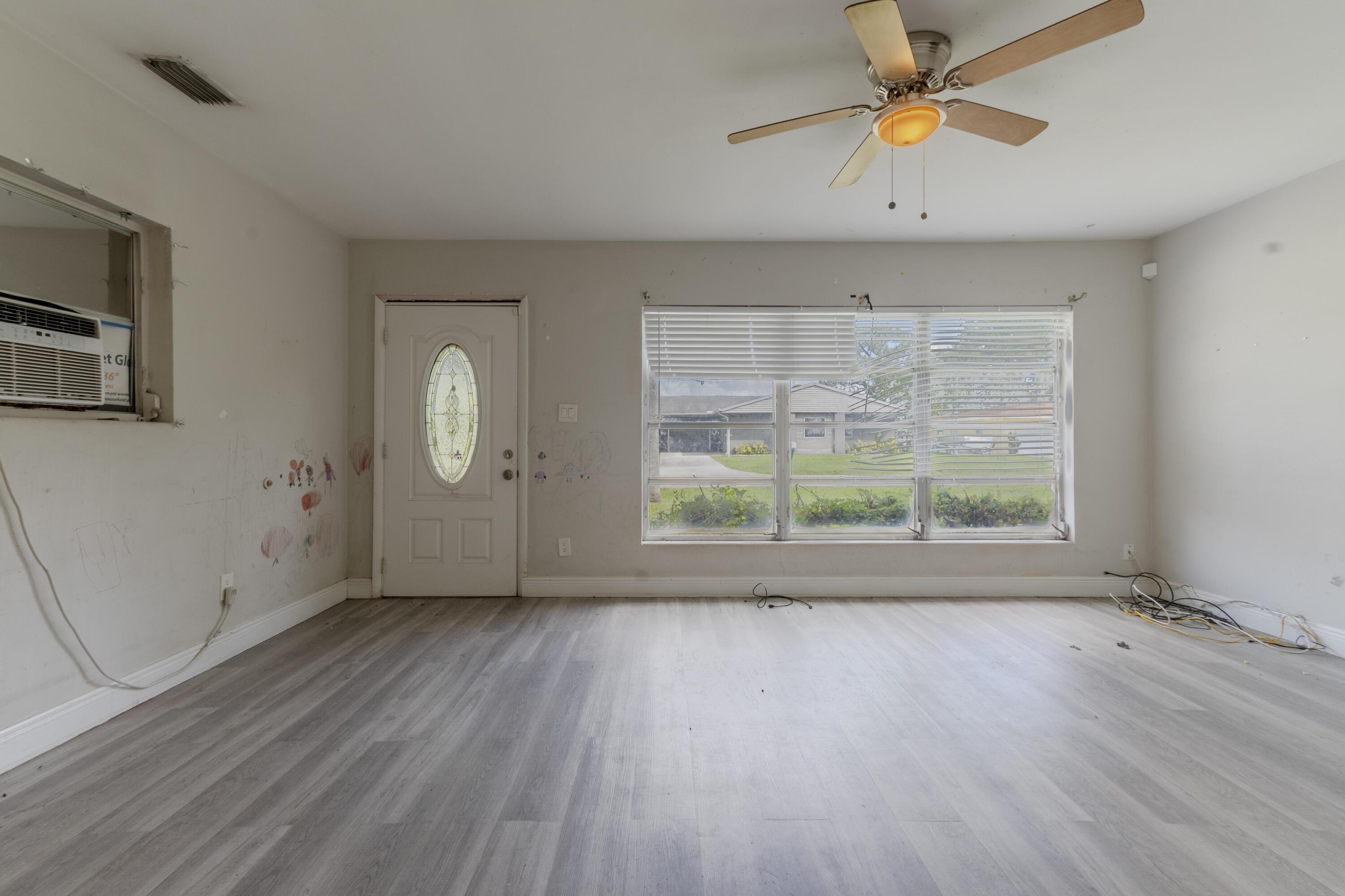770 Lomas Street, Port St. Lucie, FL 34952, Port St. Lucie - Photo 3