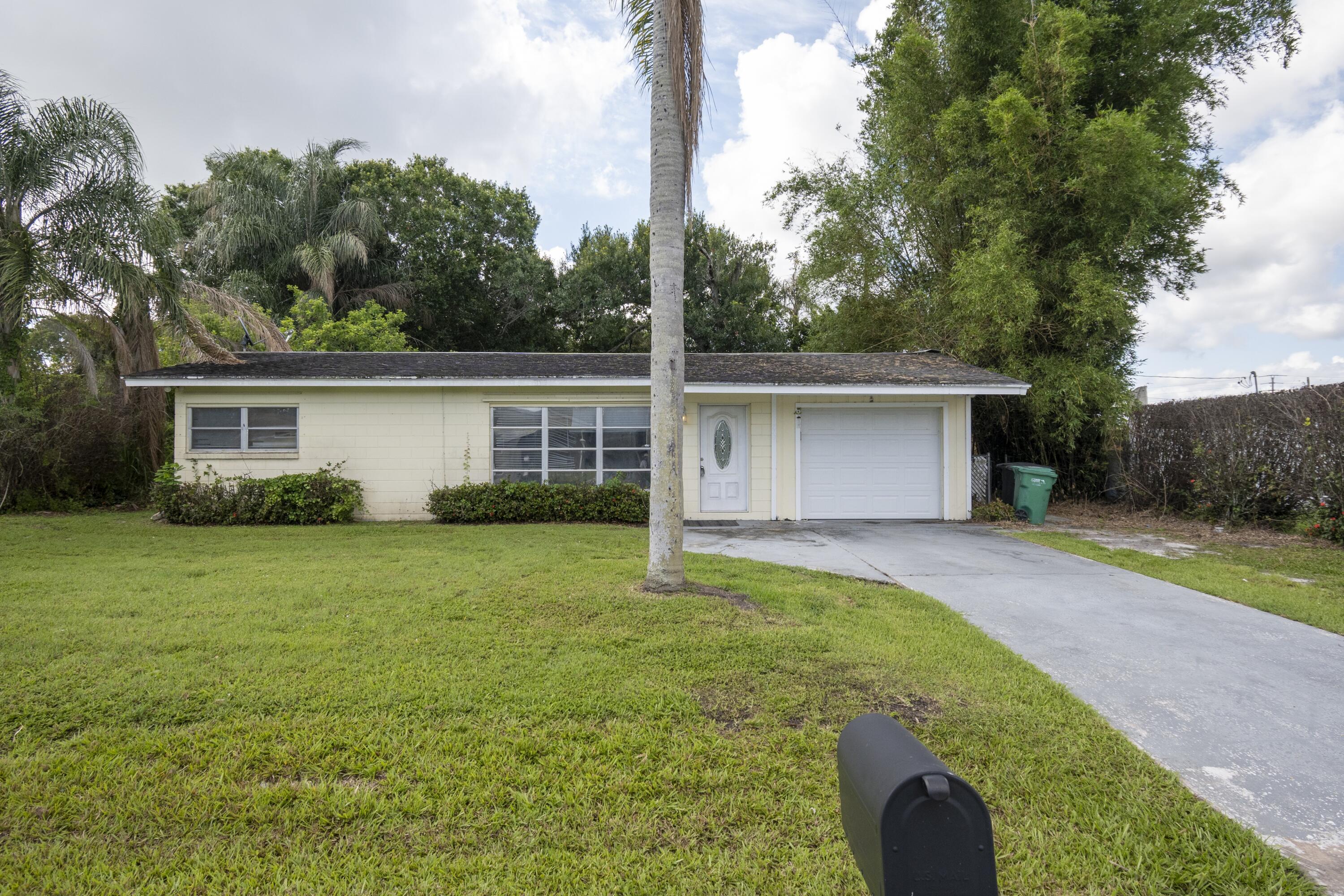 770 Lomas Street, Port St. Lucie, FL 34952, Port St. Lucie - Photo 2