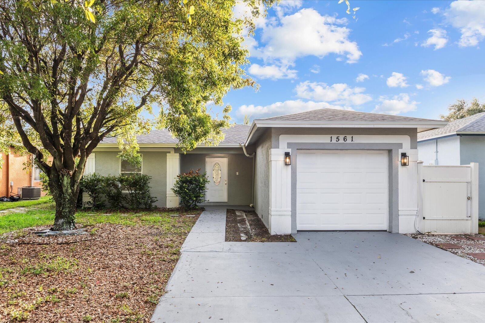 1561 NW 7th Lane, Pompano Beach, FL 33060, Pompano Beach - Photo 3