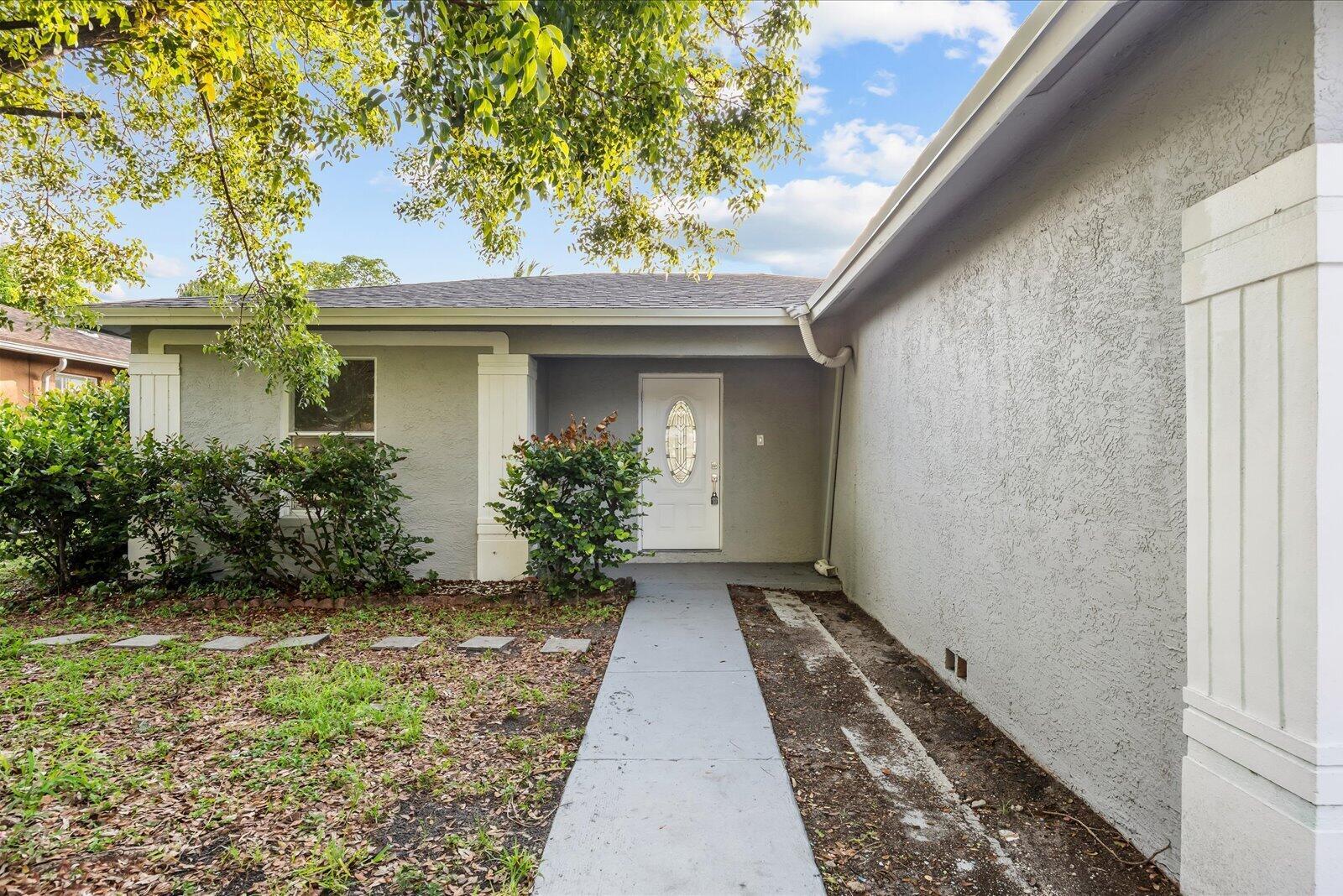 1561 NW 7th Lane, Pompano Beach, FL 33060, Pompano Beach - Photo 5