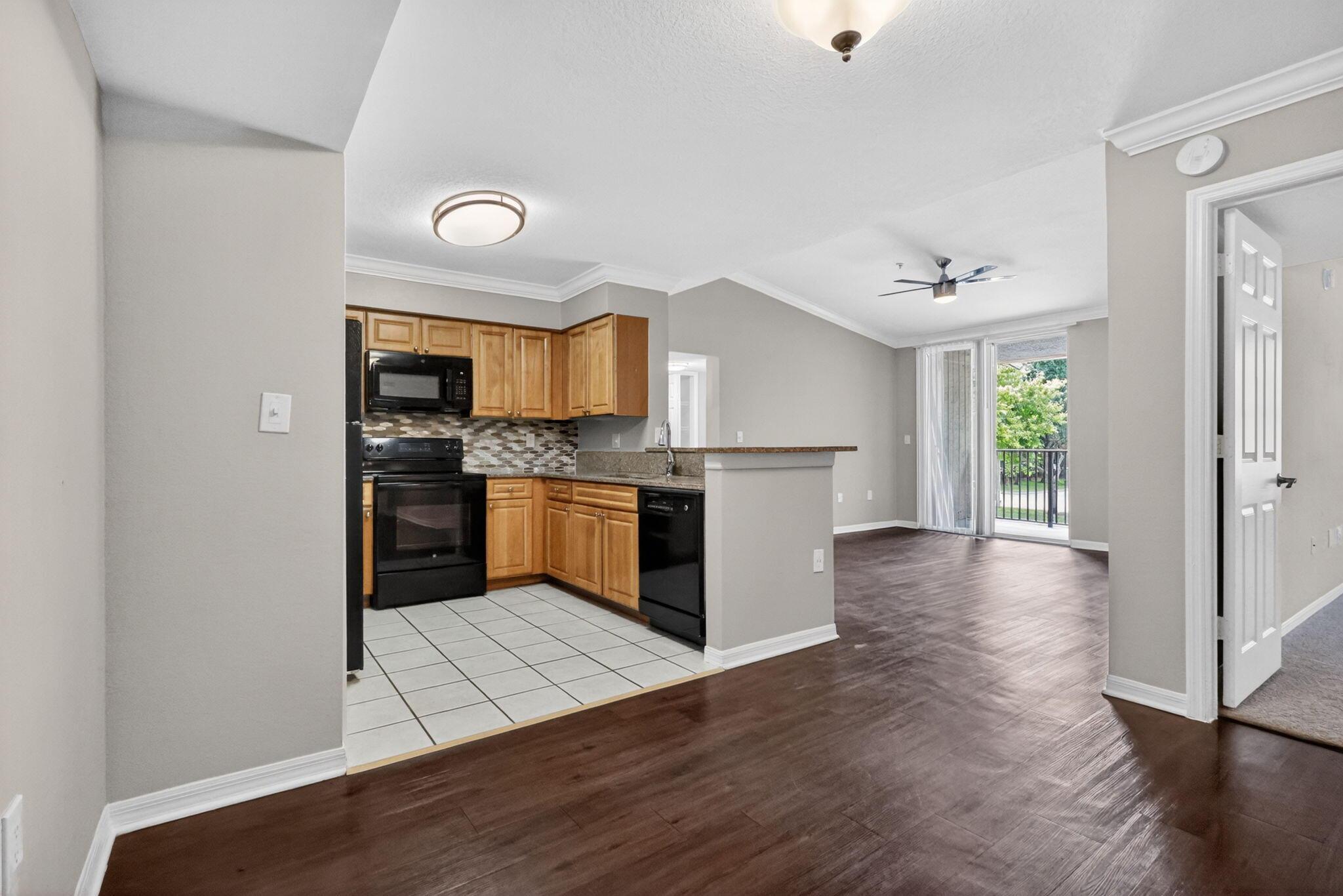 15155 Michelangelo Boulevard 207, Delray Beach, FL 33446, Delray Beach - Photo 5
