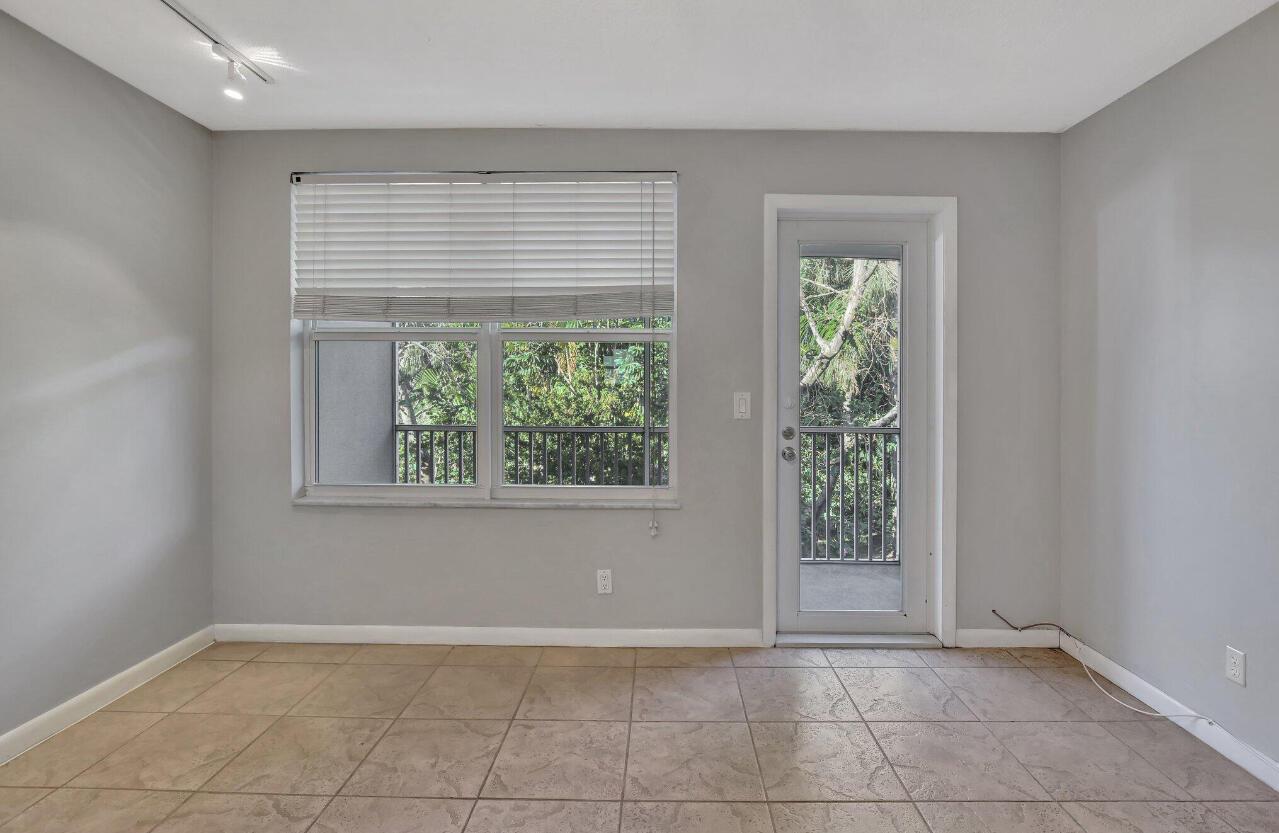 4025 N Federal Highway 212a, Oakland Park, FL 33308, Oakland Park - Photo 4