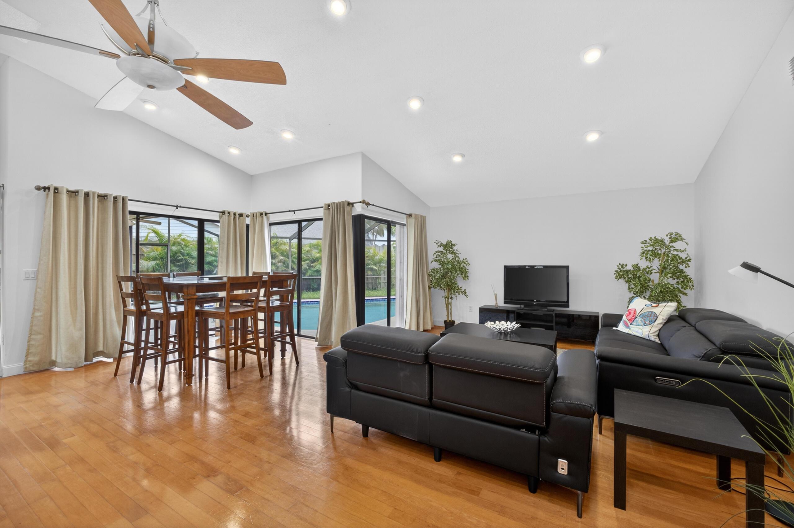 1773 Wiltshire Village Drive, Wellington, FL 33414, Wellington - Photo 4
