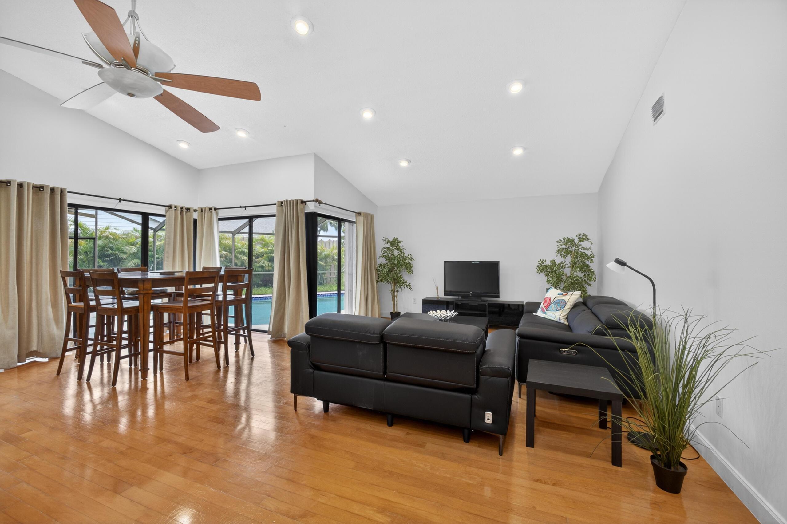 1773 Wiltshire Village Drive, Wellington, FL 33414, Wellington - Photo 5