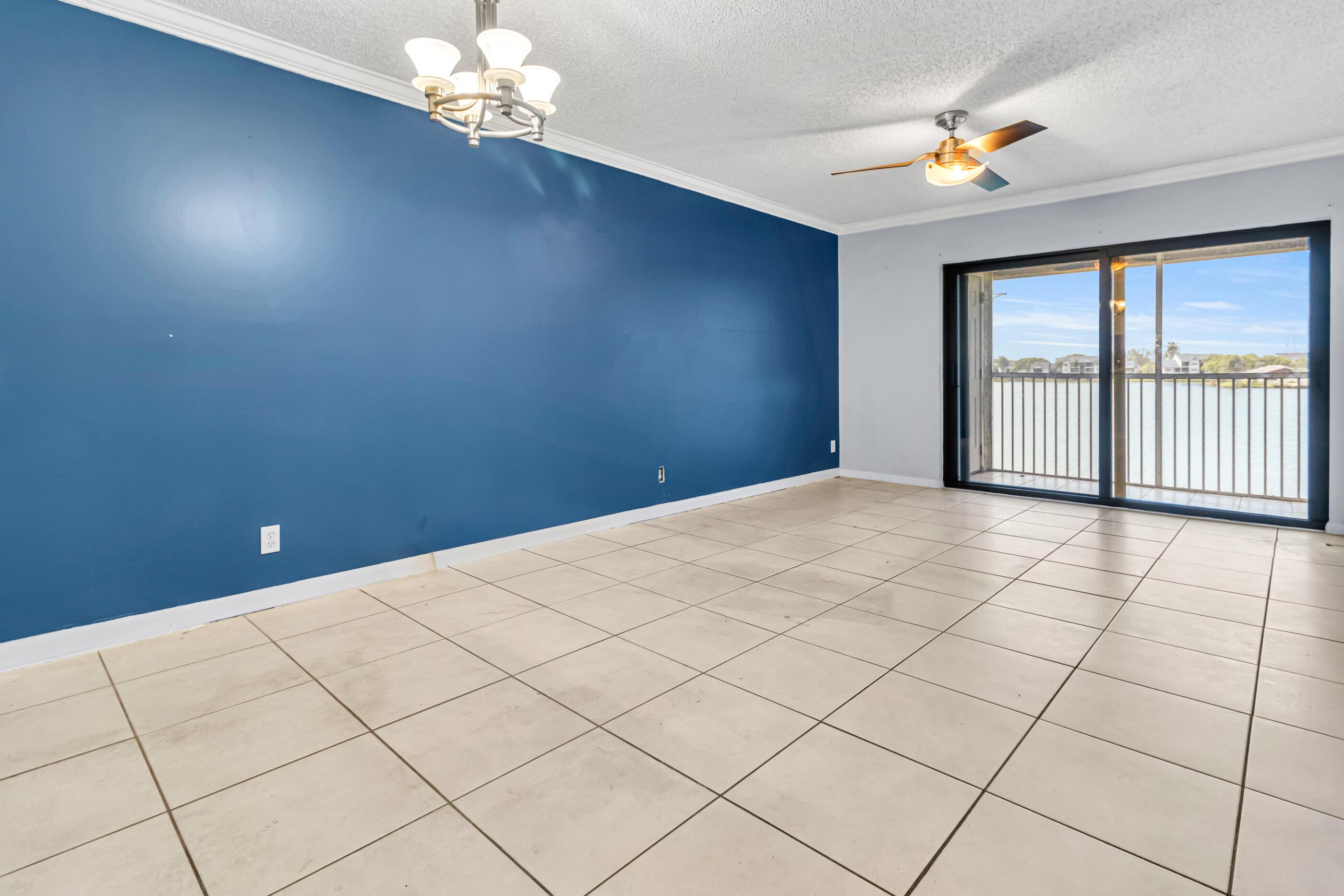 5510 Lakeside Drive 202, Margate, FL 33063, Margate - Photo 4