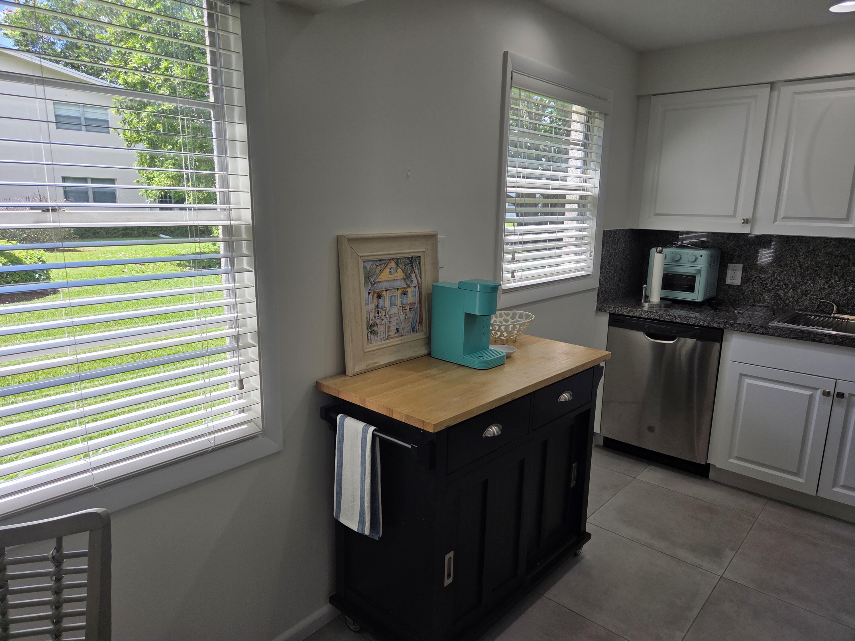 316 Farnham P 316, Deerfield Beach, FL 33442, Deerfield Beach - Photo 4