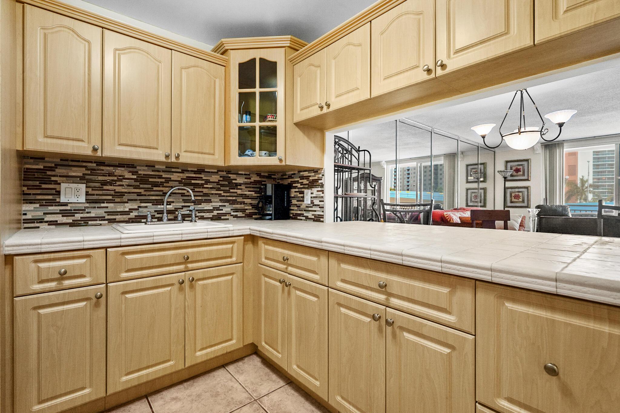 1801 S Ocean Drive Unit 332, Hallandale Beach, FL 33009, Hallandale Beach - Photo 4