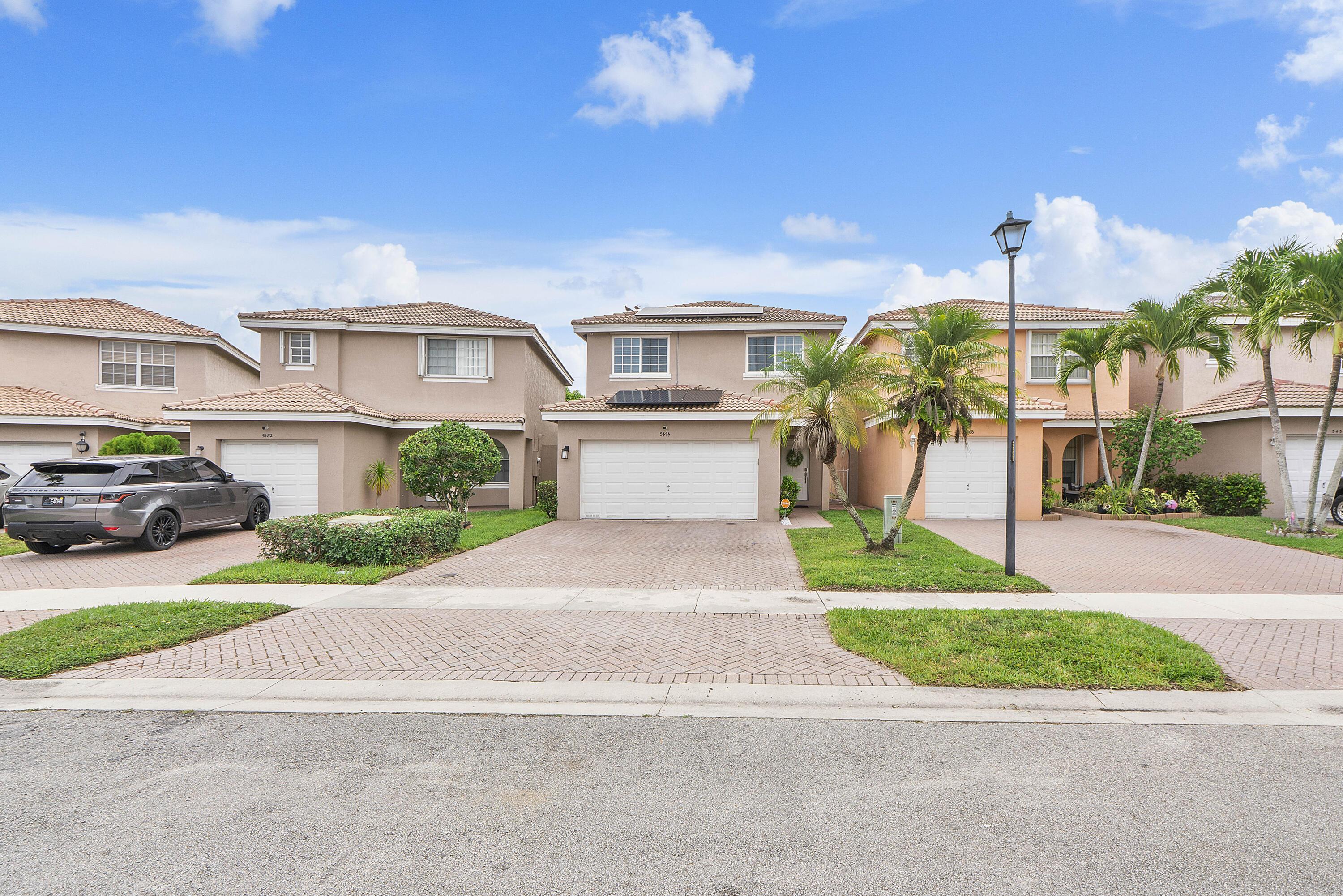 5474 NW 94th Terrace, Sunrise, FL 33351, Sunrise - Photo 2