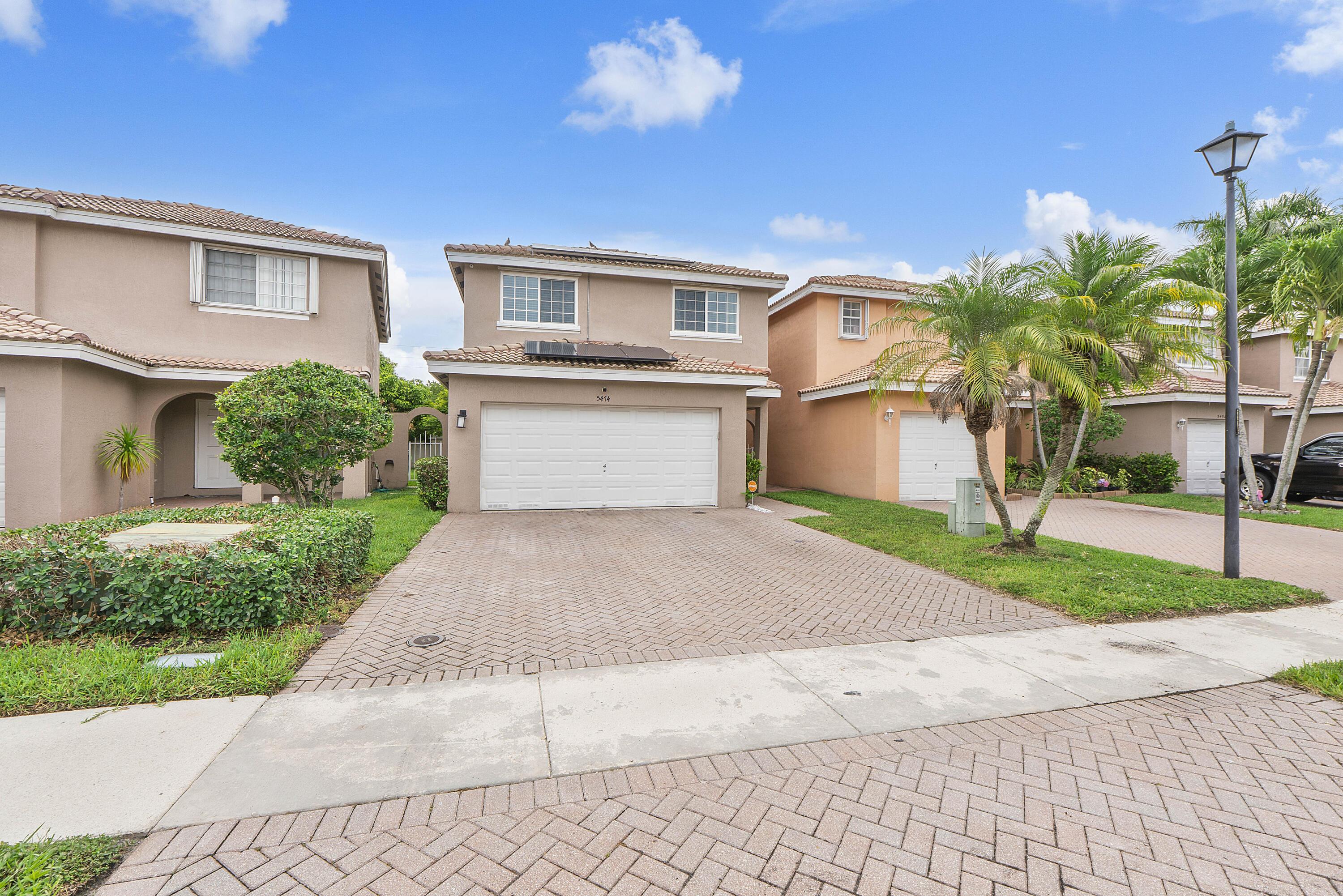 5474 NW 94th Terrace, Sunrise, FL 33351, Sunrise - Photo 5
