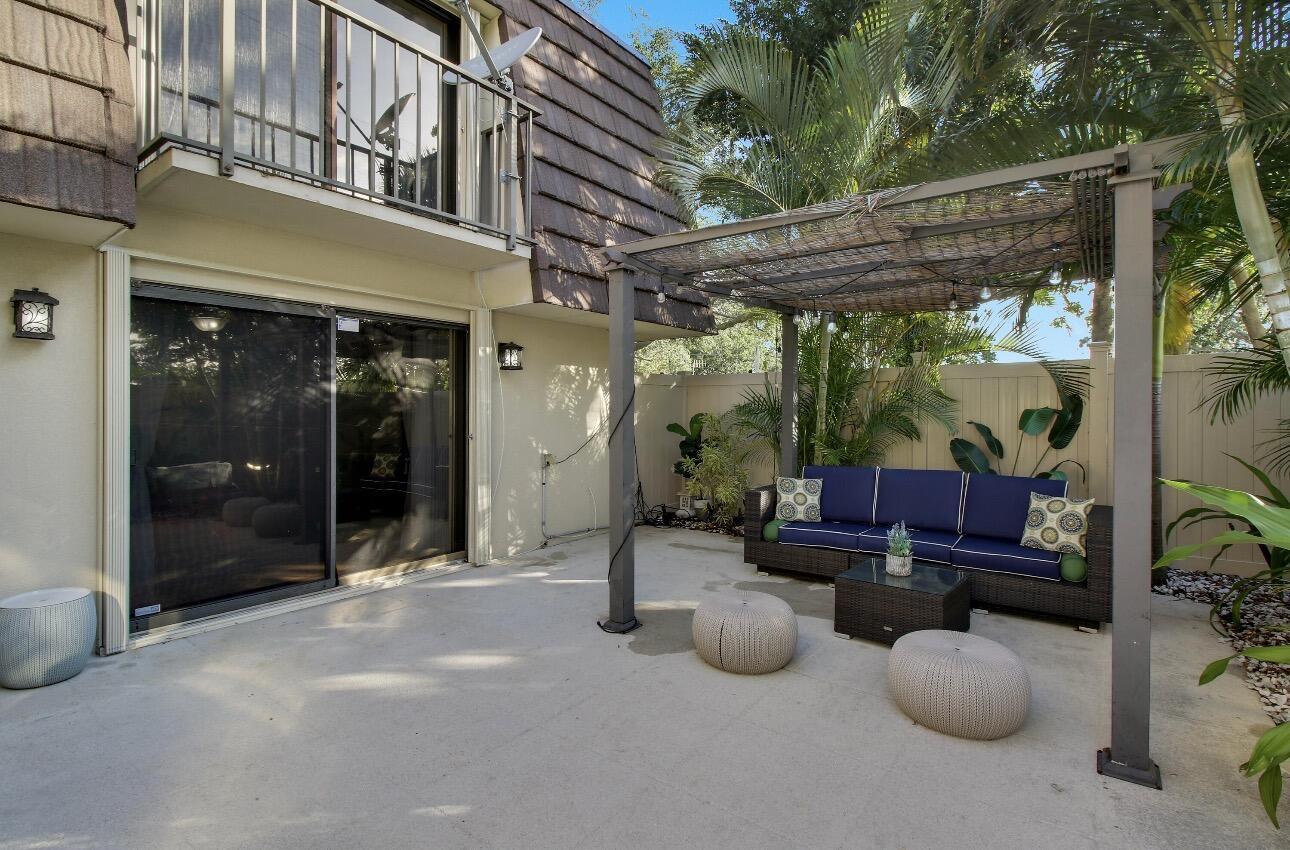 6906 69th Way, West Palm Beach, FL 33407, West Palm Beach - Photo 2