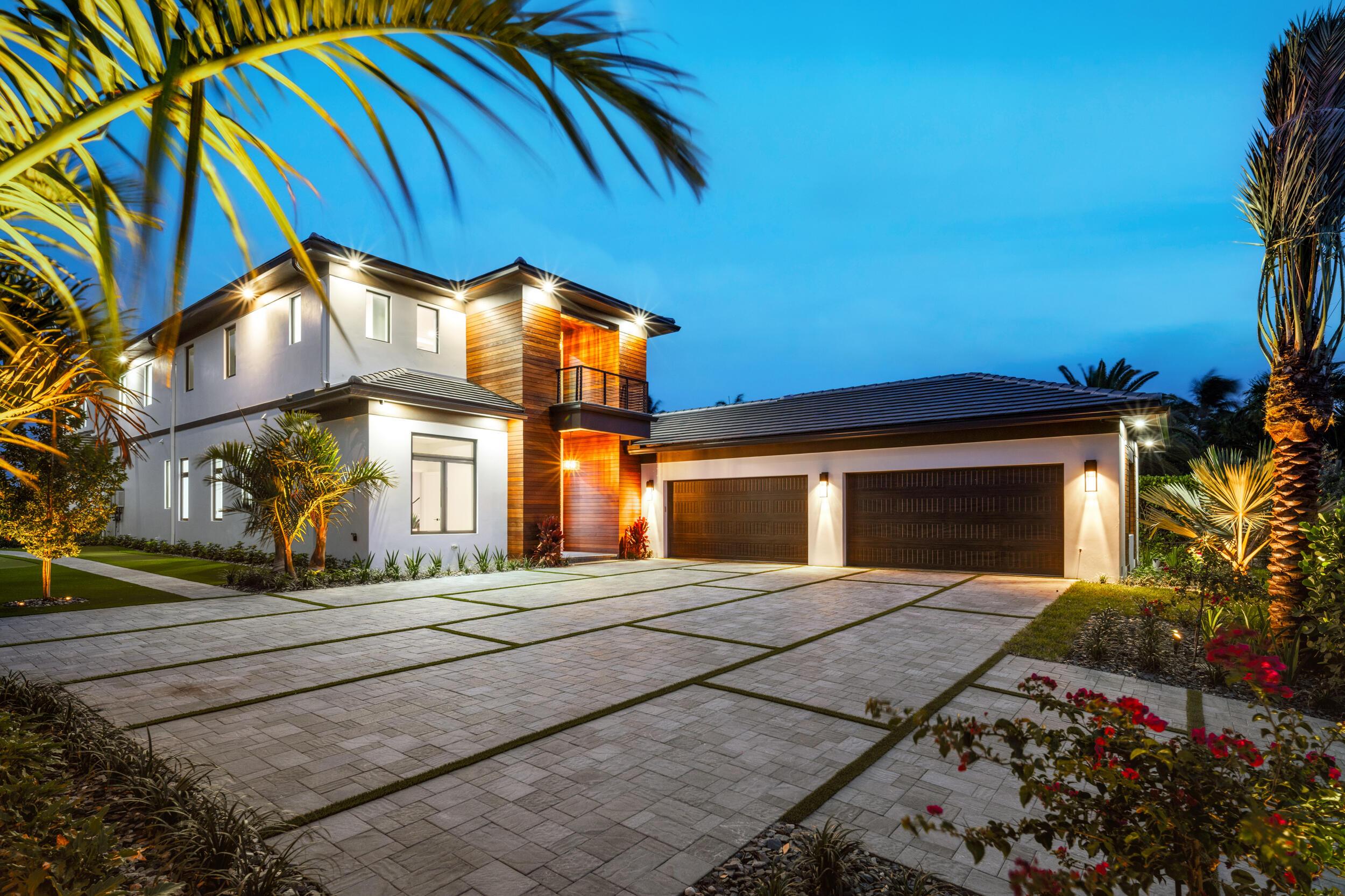 1708 N Lakeside Drive, Lake Worth Beach, FL 33460, Lake Worth Beach