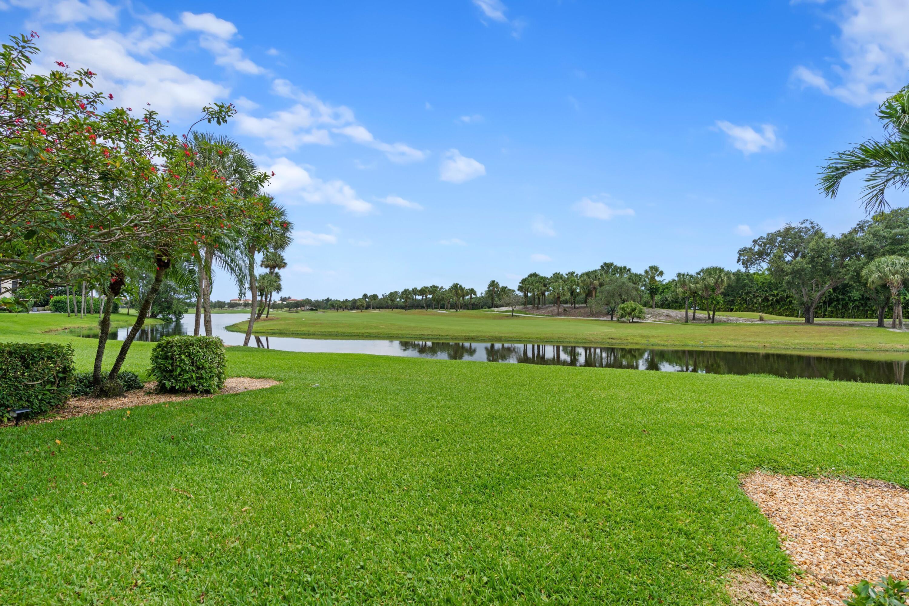 2435 Presidential Way G, West Palm Beach, FL 33401, West Palm Beach - Photo 2