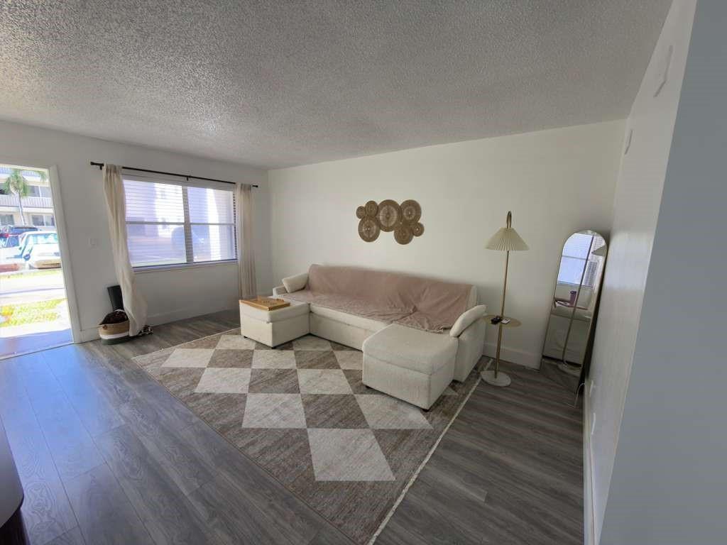 2200 Taylor Street 104, Hollywood, FL 33020, Hollywood - Photo 4