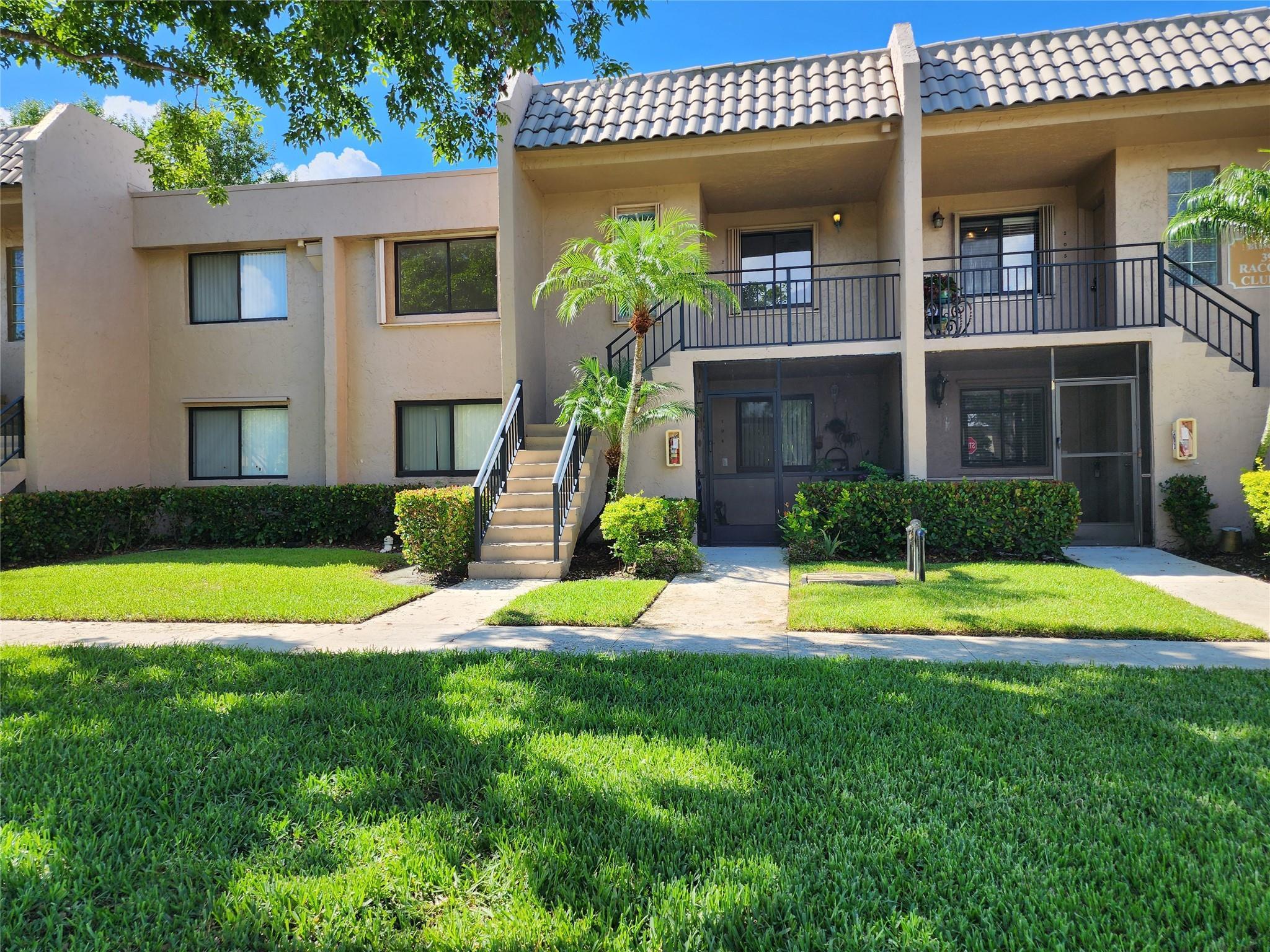 390 Racquet Club Road 204, Weston, FL 33326, Weston