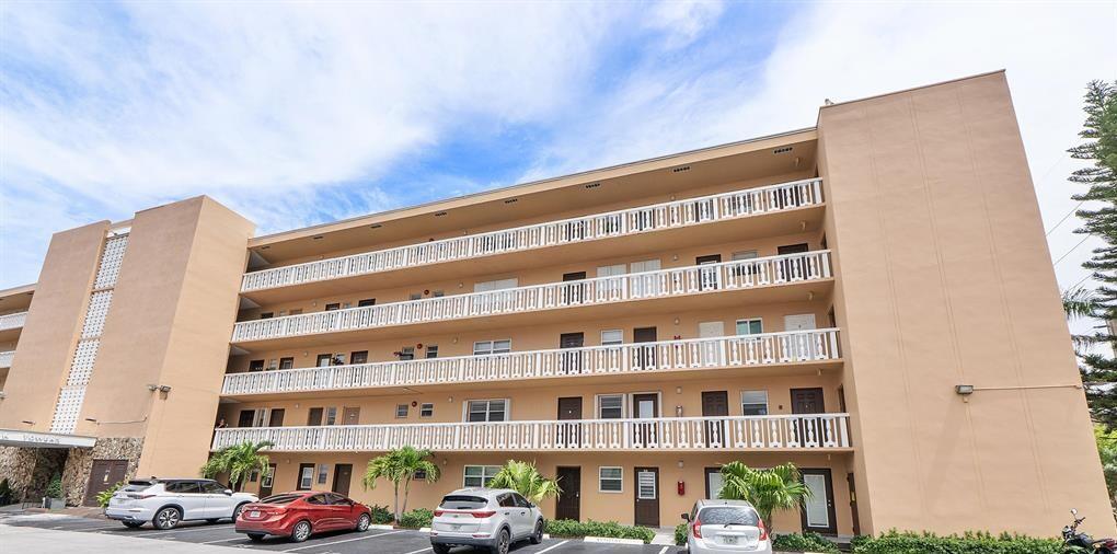 219 NE 14th Avenue 107, Hallandale Beach, FL 33009, Hallandale Beach
