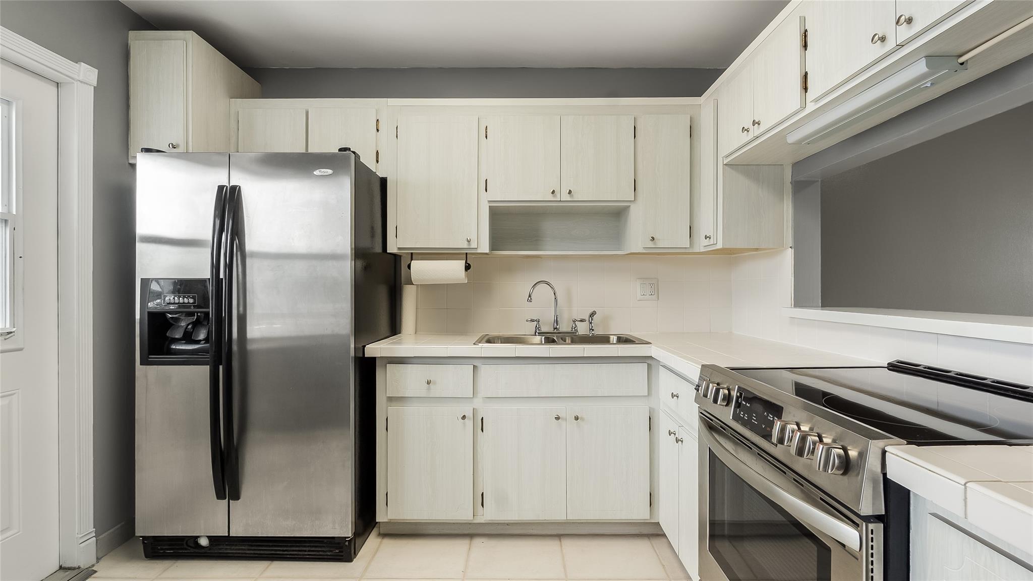 2309 Park Lane 202, Hollywood, FL 33021, Hollywood - Photo 2