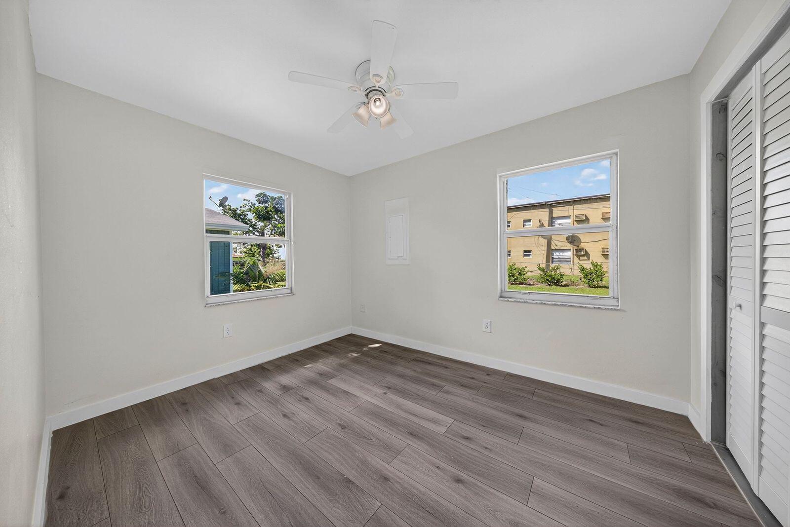 117 NE 8th Street, Pompano Beach, FL 33060, Pompano Beach - Photo 4