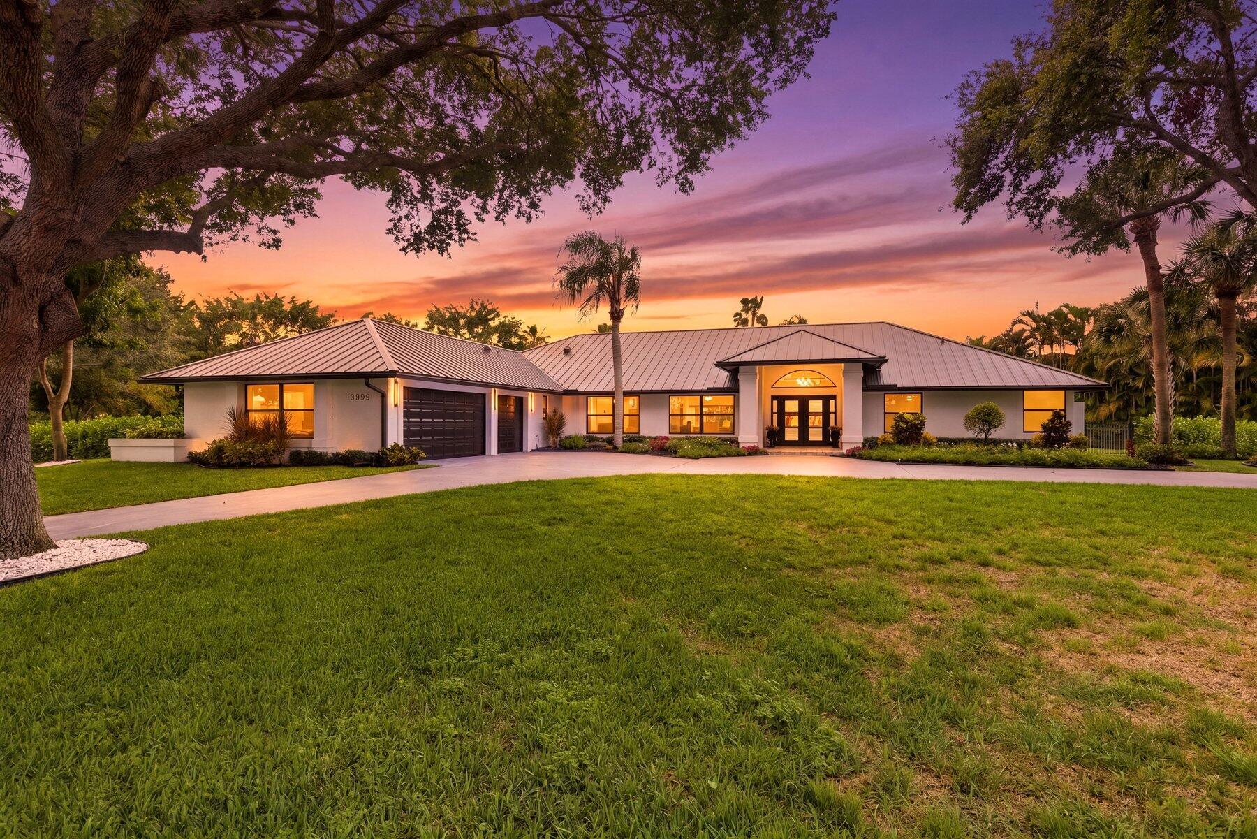 15555 De Havilland Court, Wellington, FL 33414, Wellington