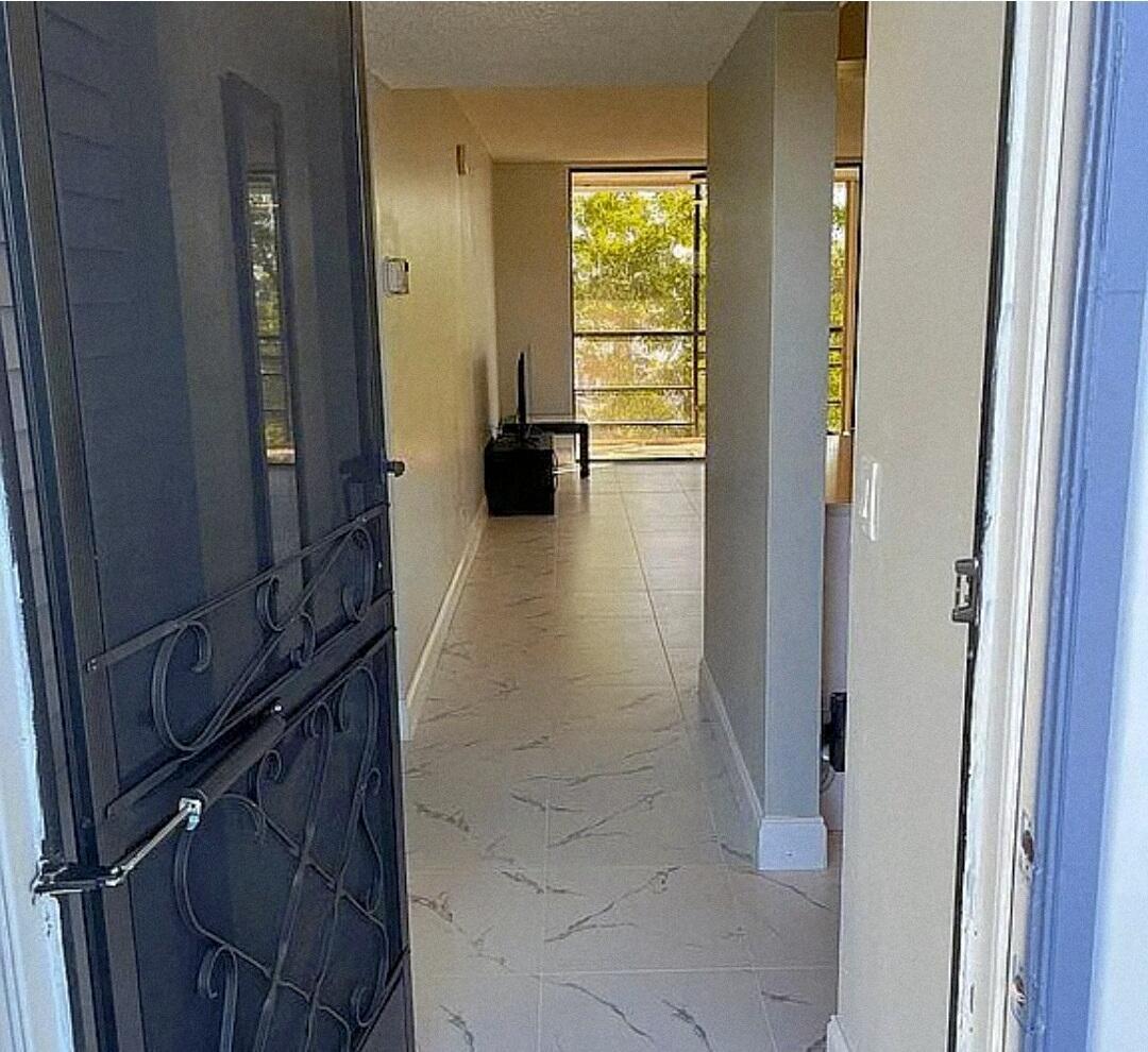 4640 W Lucerne Lakes Blvd Boulevard 505, Lake Worth, FL 33467, Lake Worth - Photo 4