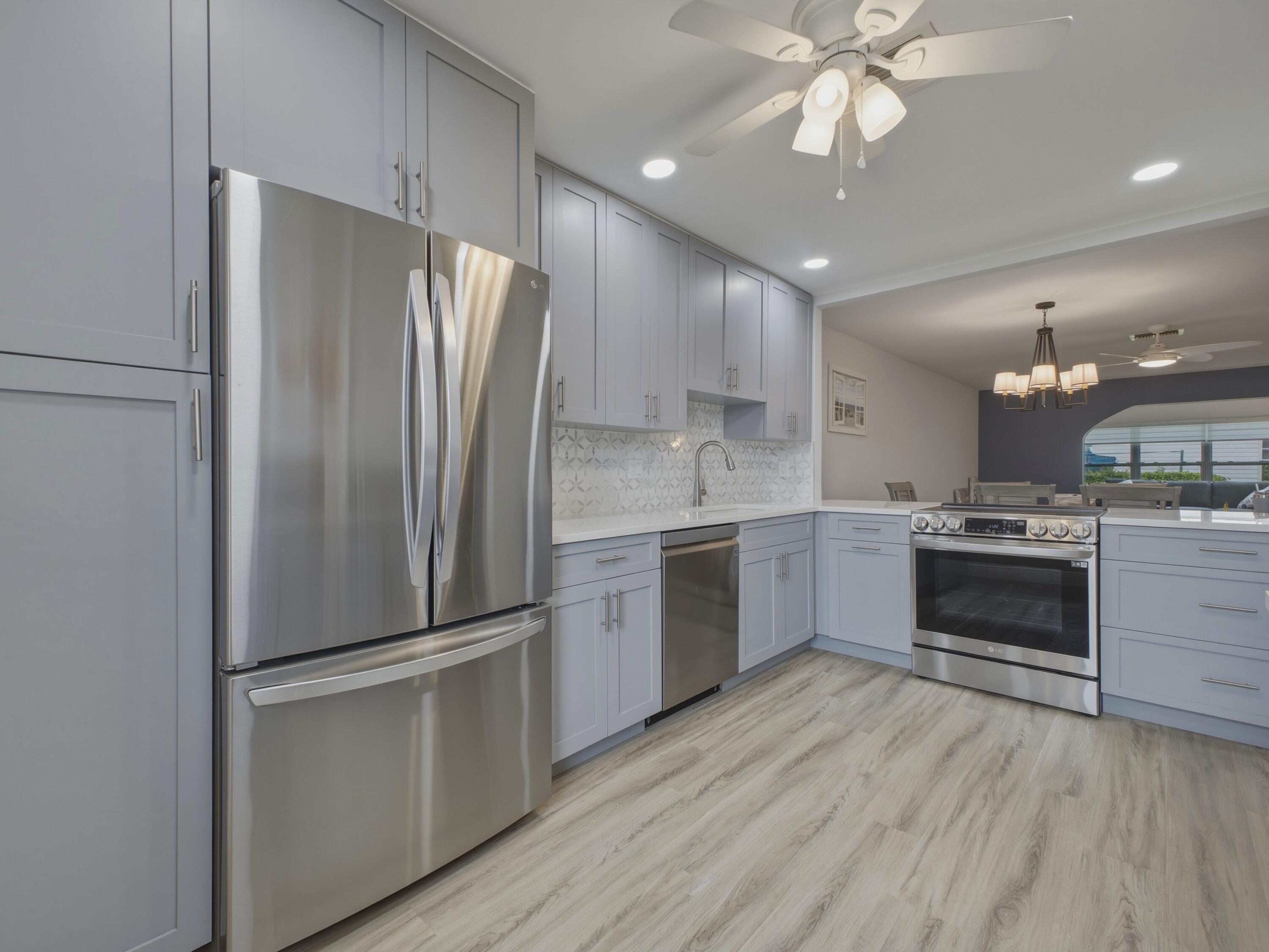 5800 W Fernley Dr W W 9, Greenacres, FL 33415, Greenacres