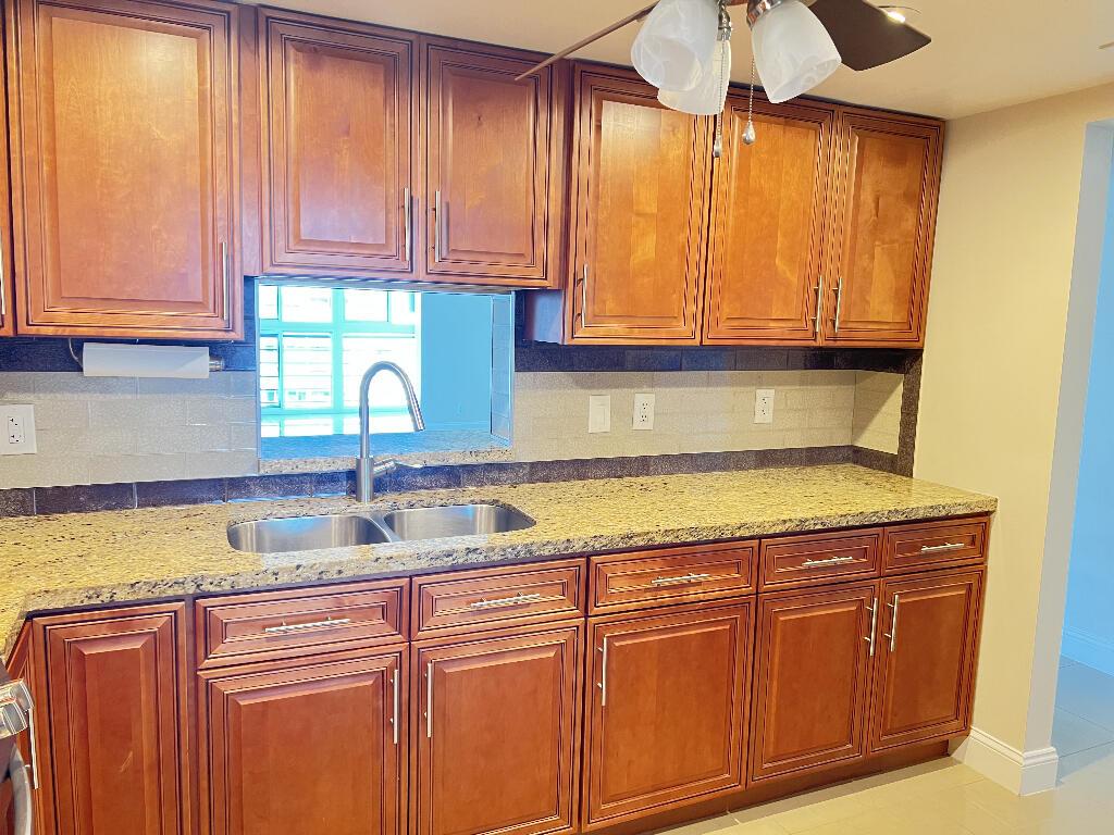 301 SE 3rd Street 606, Dania Beach, FL 33004, Dania Beach - Photo 4