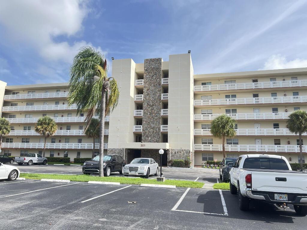 301 SE 3rd Street 606, Dania Beach, FL 33004, Dania Beach - Photo 5